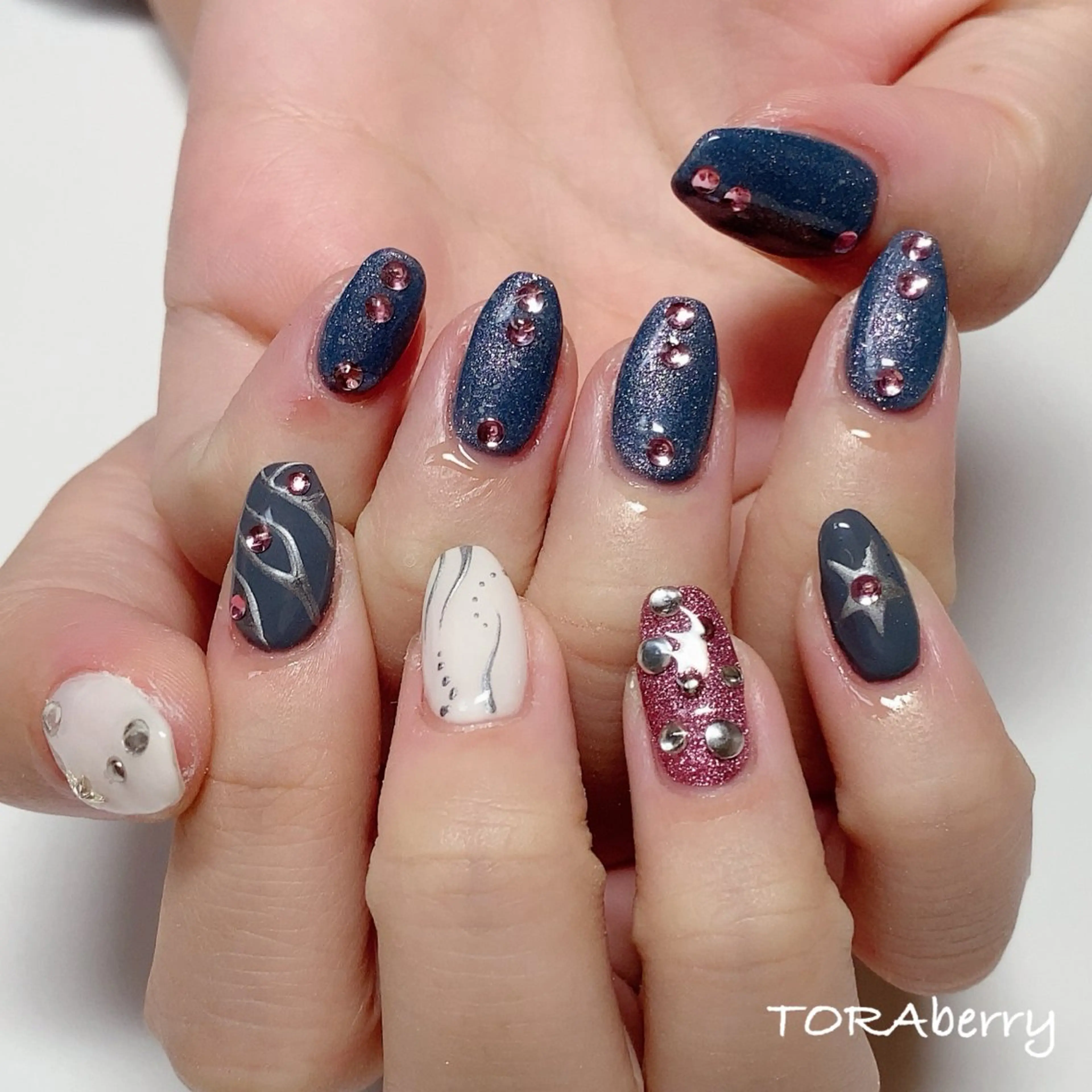 ネイル ハンドネイル ネイリスト なつみのネイルデザイン