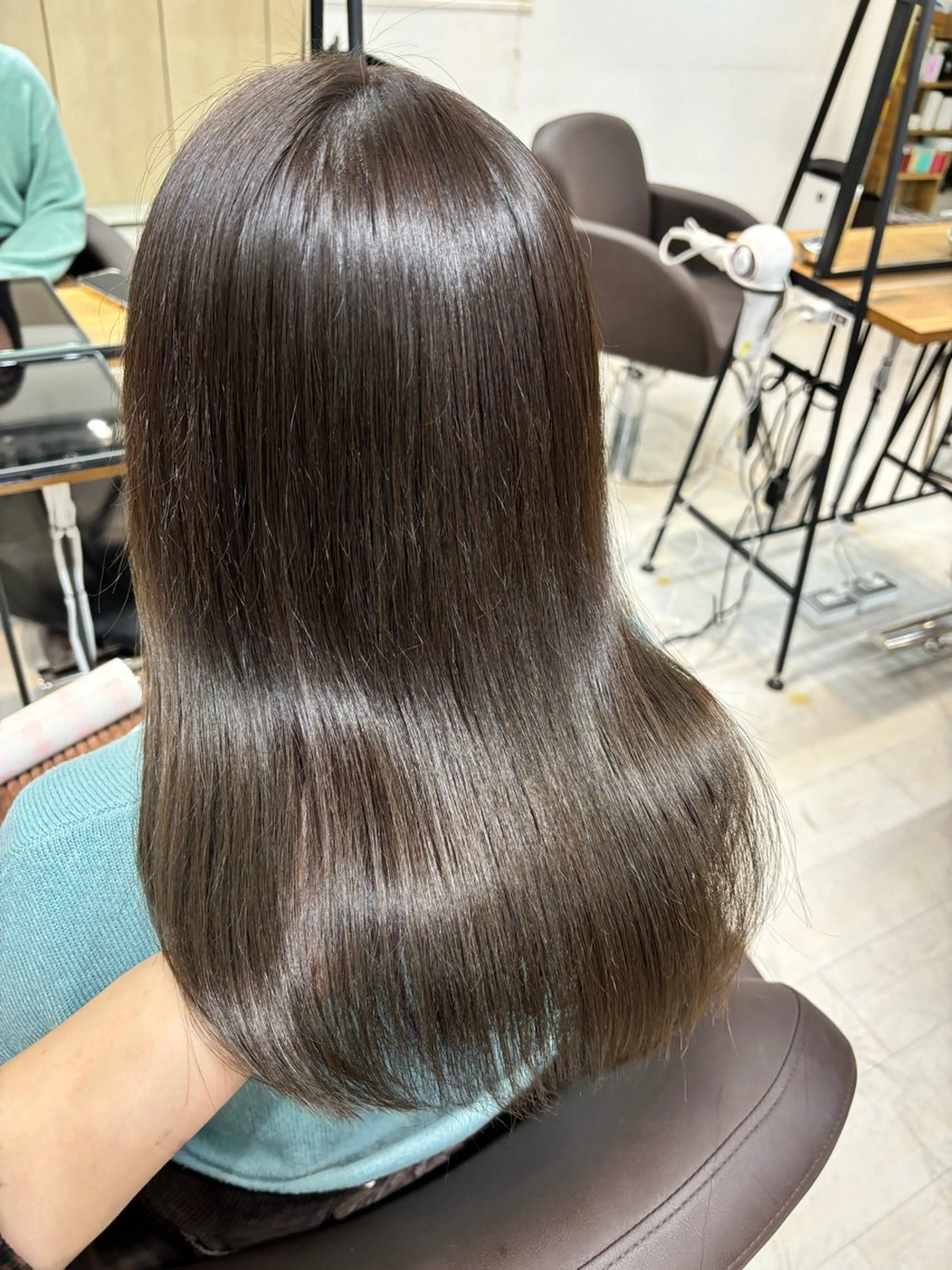 セミロング カット ヘアカラー トリートメント 🌿透明感カラー‪ 縮毛矯正✨かずきのヘアスタイル