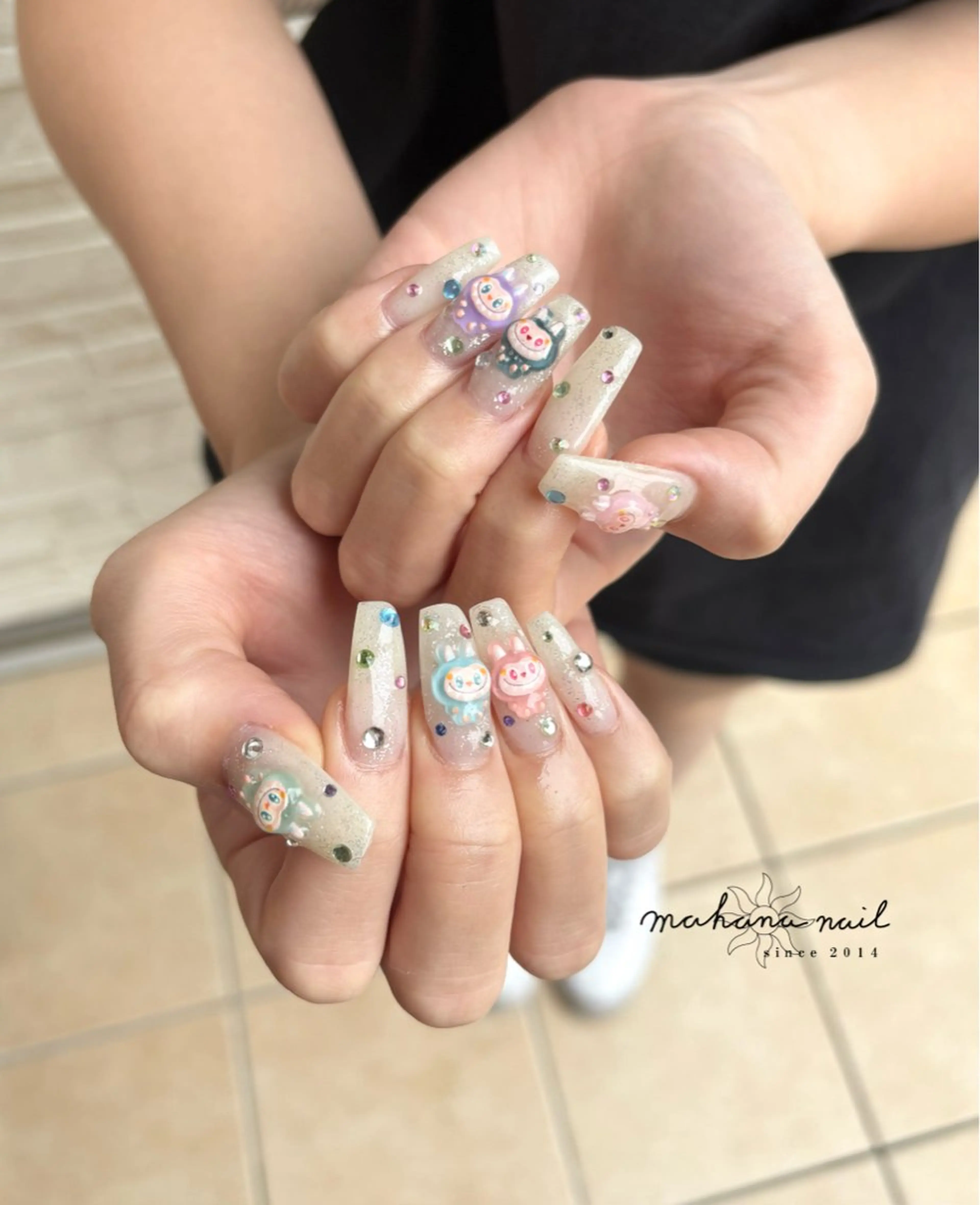 ネイル ロングネイル ハンドネイル mahana nailのネイルデザイン