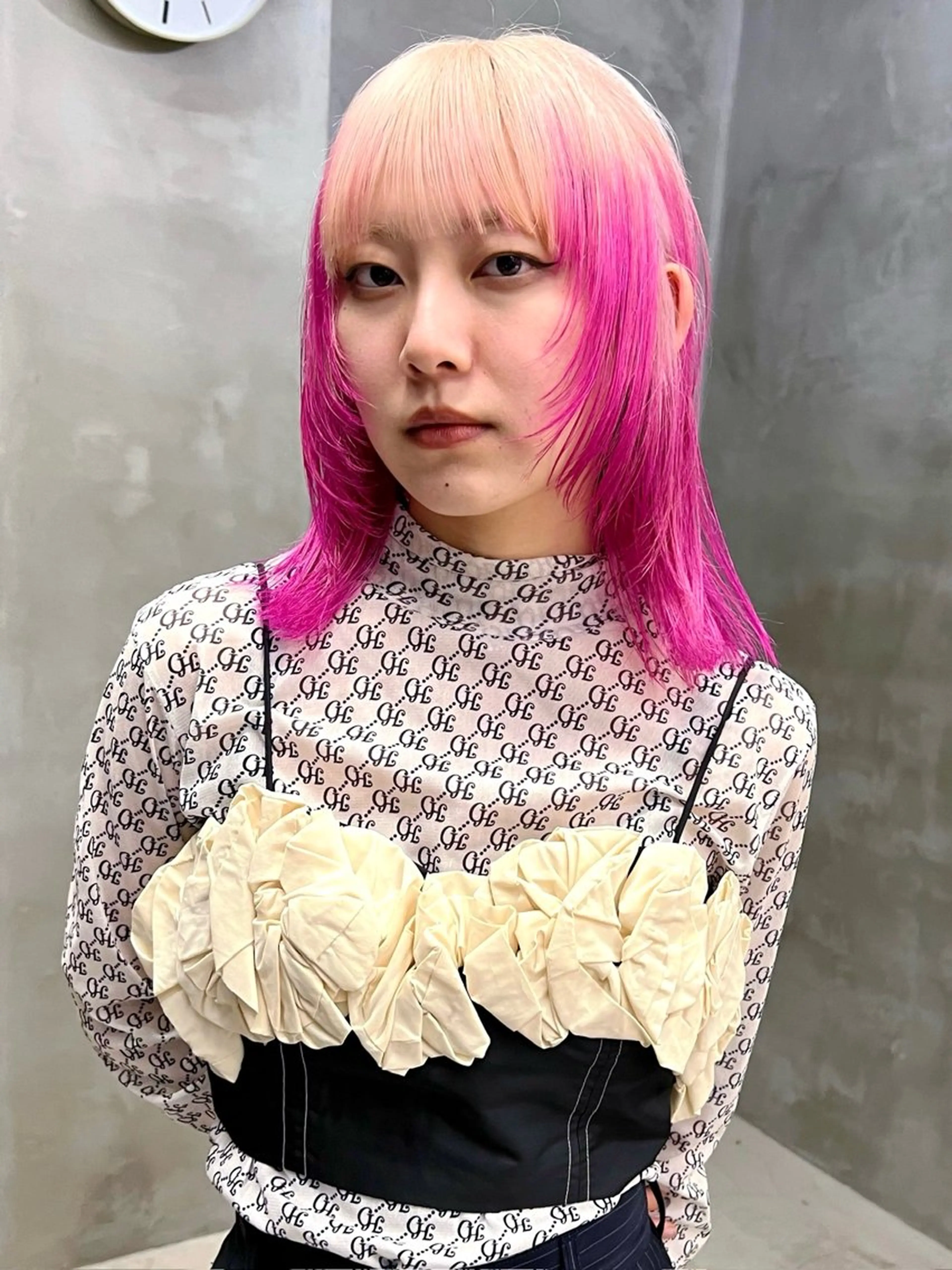 ミディアム カラー ブロンド ピンクカラー ウルフカット カット ヘアカラー トリートメント 似合わせスタイル Kaito🦕のヘアスタイル