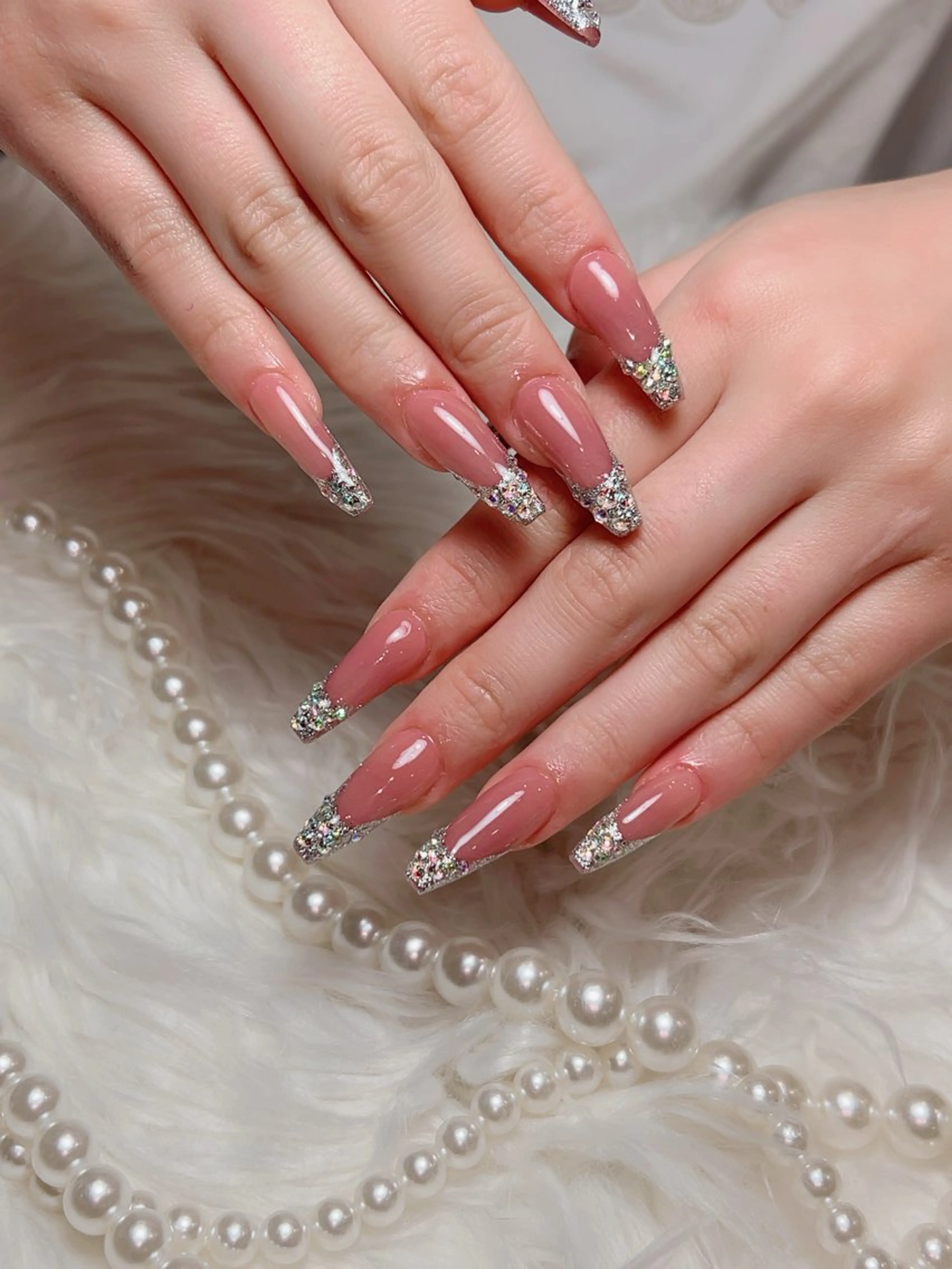 ネイル フレンチネイル スカルプネイル ストーンネイル nailsalon azu所属・nailsalon azu Hinaのネイルデザイン