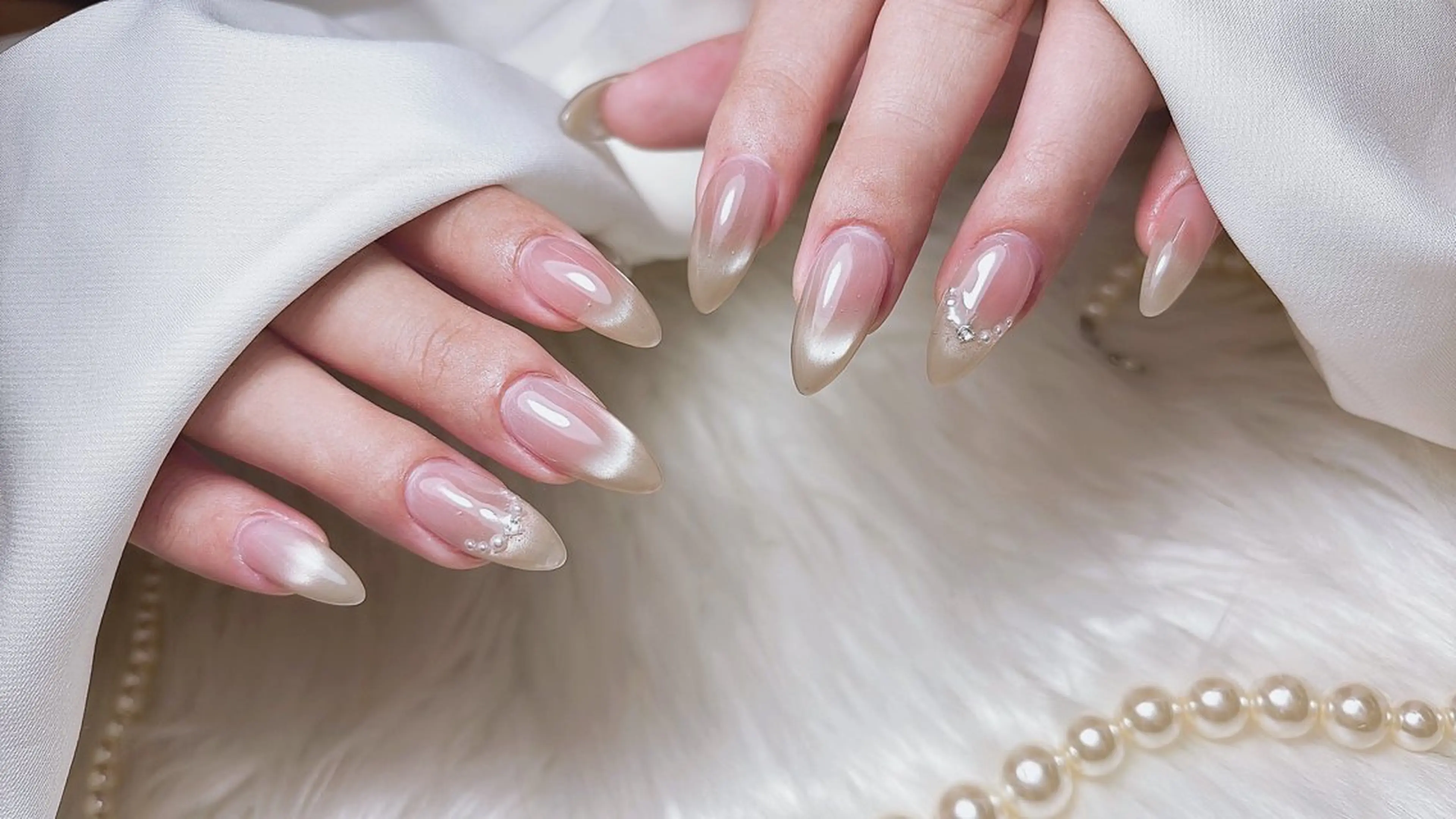 ネイル ニットネイル所属・Nhit Nailsのネイルデザイン