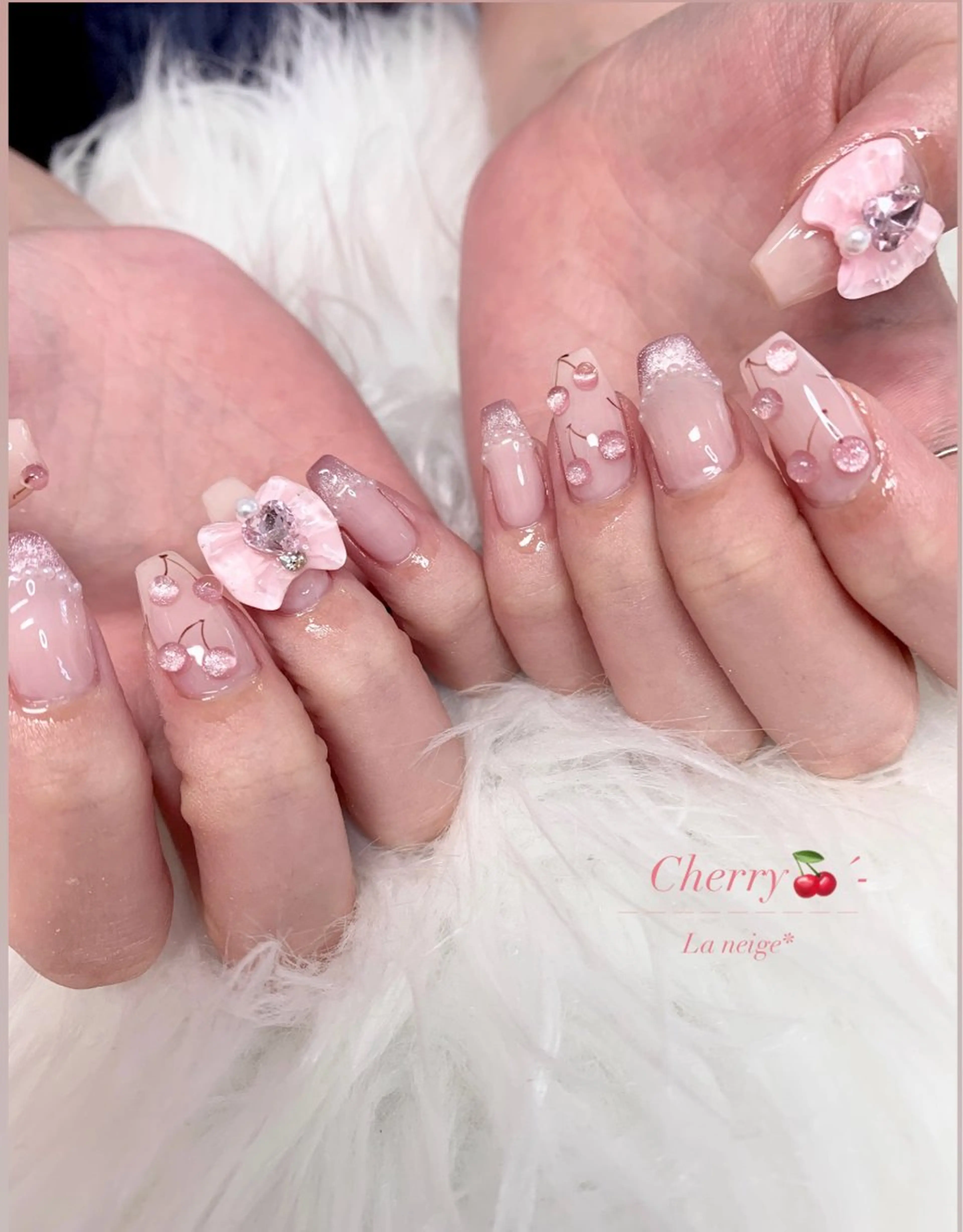 ネイル ハンドネイル La neige* yuki 🥯🍑のネイルデザイン