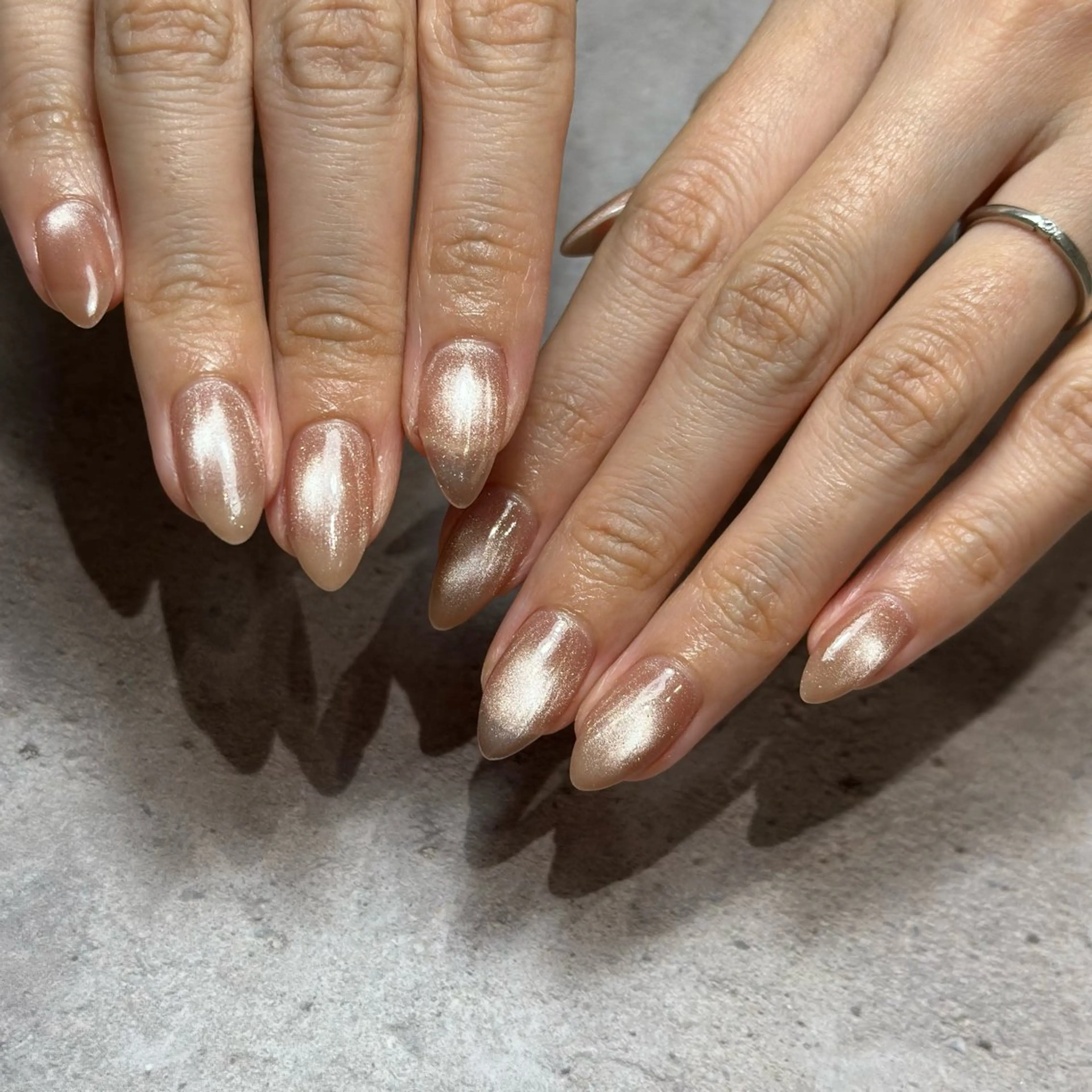 【HAND】※オフあり 話題の《enoiアリ》マグネットワンカラー　¥6600の写真