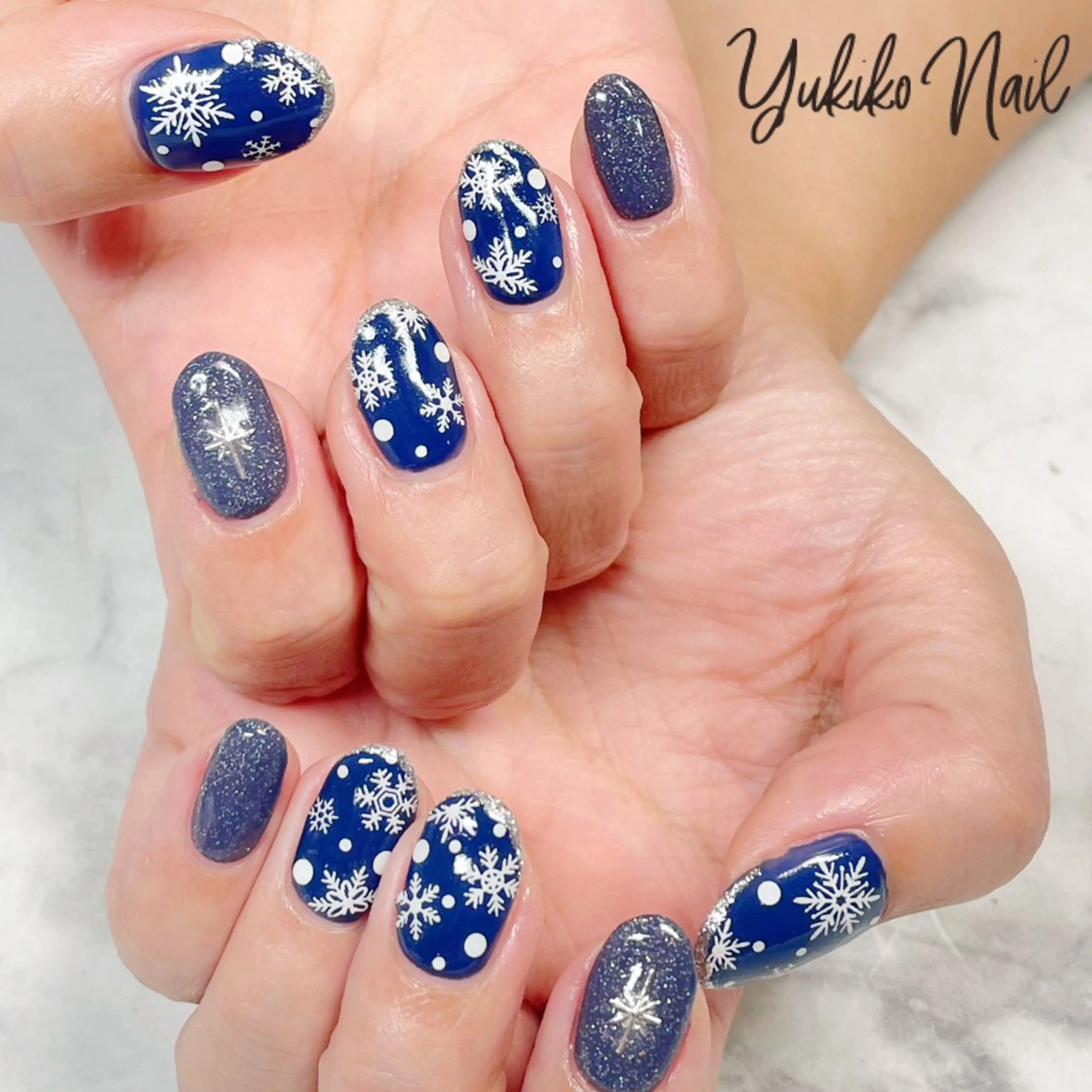 ネイル ネイビー 冬ネイル ハンドネイル ユキコ ネイルのネイルデザイン