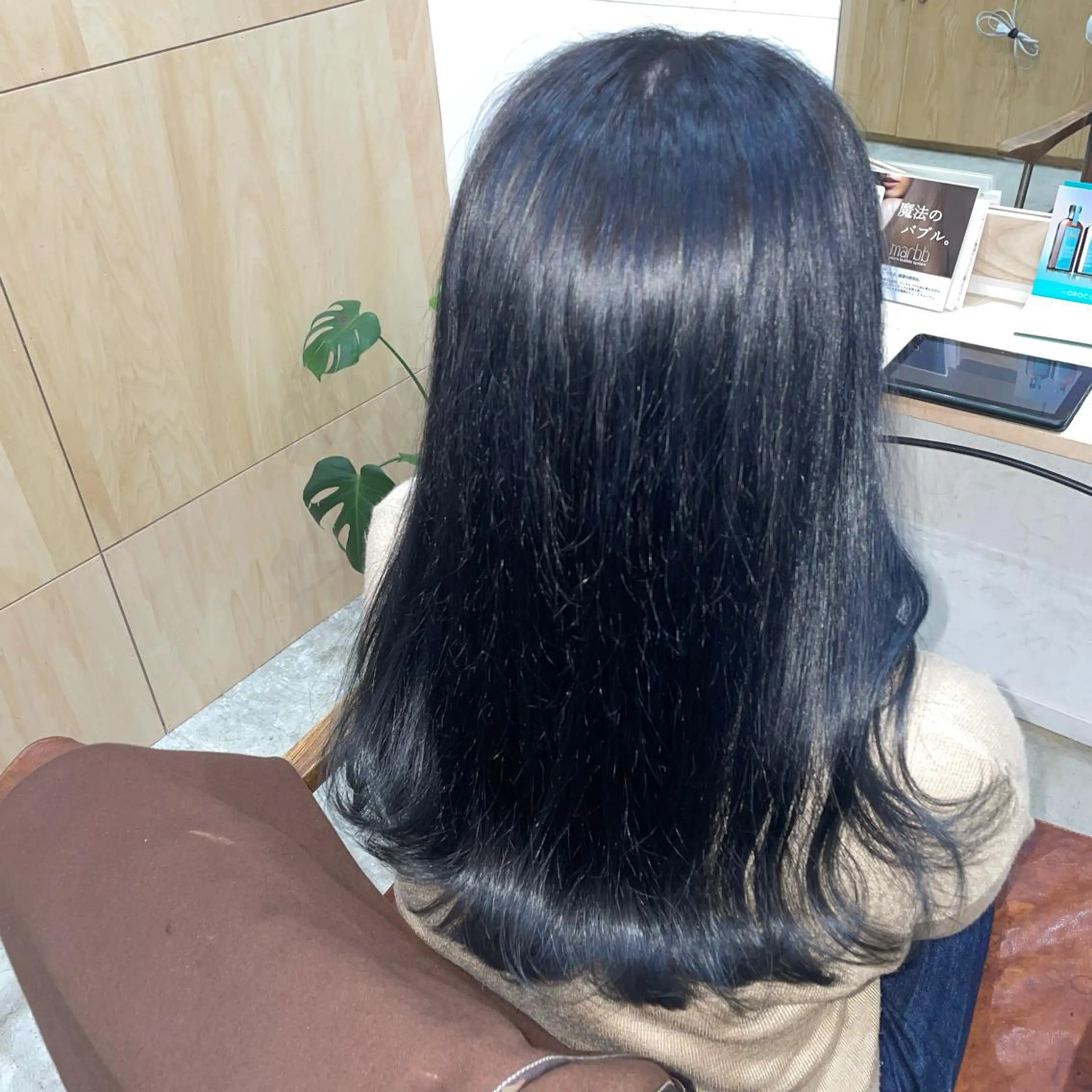 セミロング カラー ヘアカラー miloc那覇 MIKUのヘアスタイル