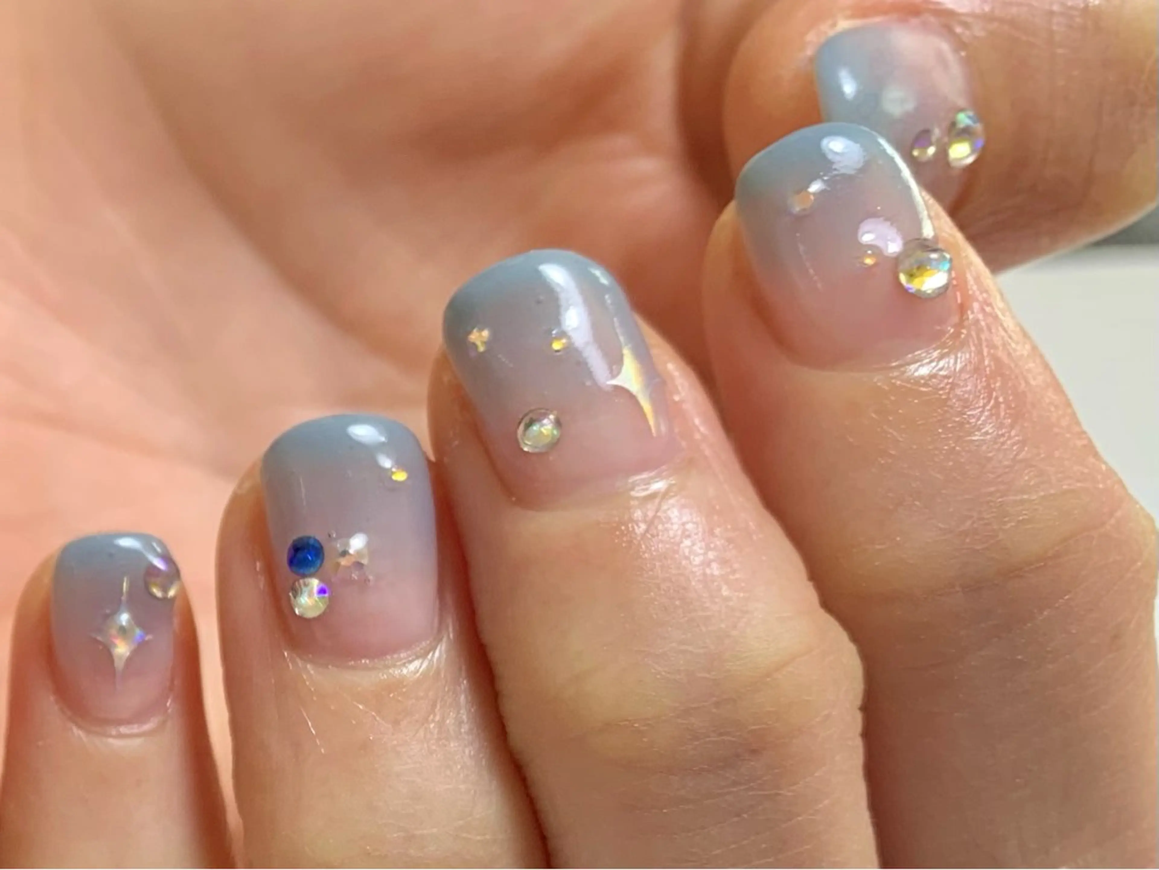 ネイル グラデーション is.nail 🌷sonokoのネイルデザイン