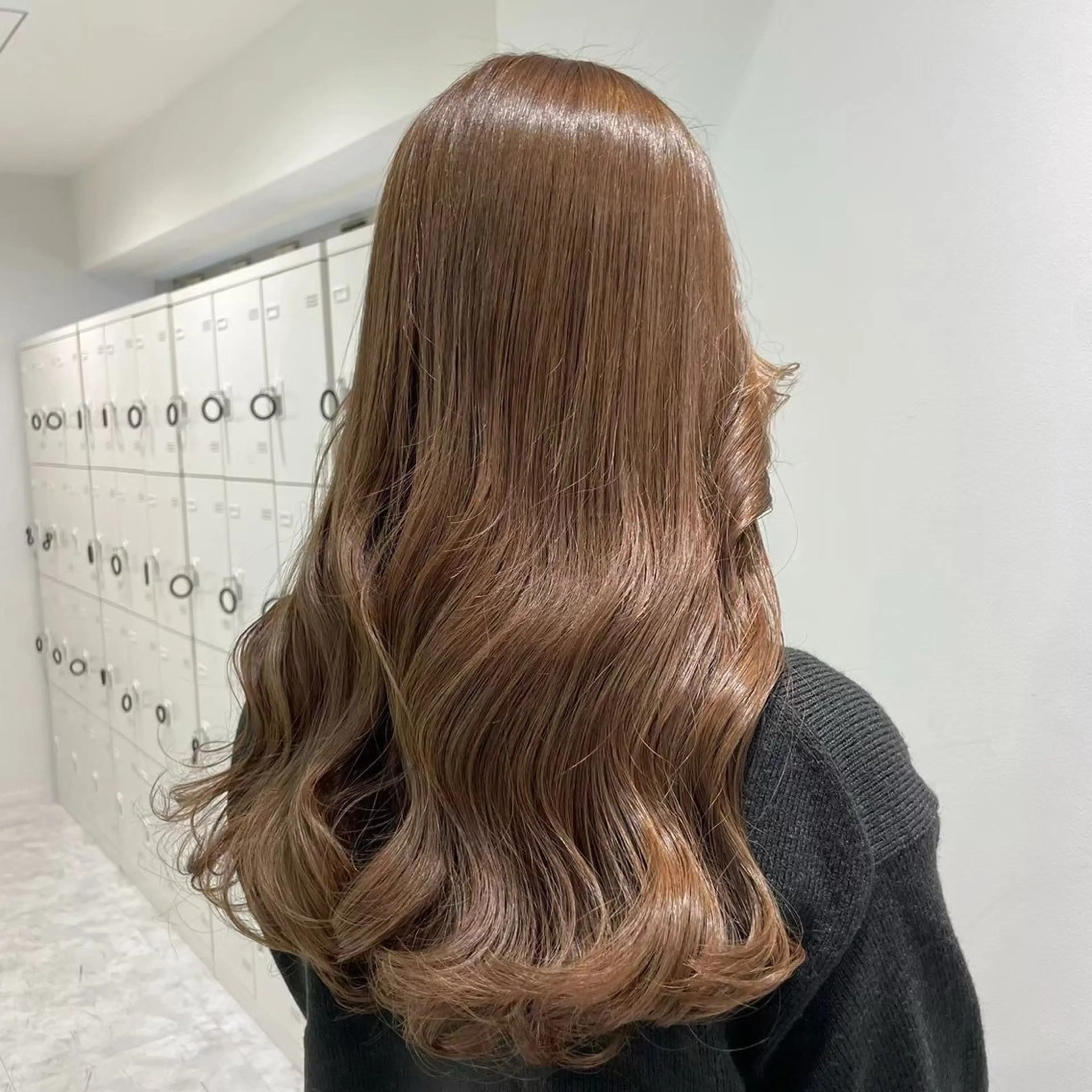 セミロング カラー ベージュカラー ブラウンカラー 💗うる艶モテ髪 💗髪質改善✨🫧のヘアスタイル