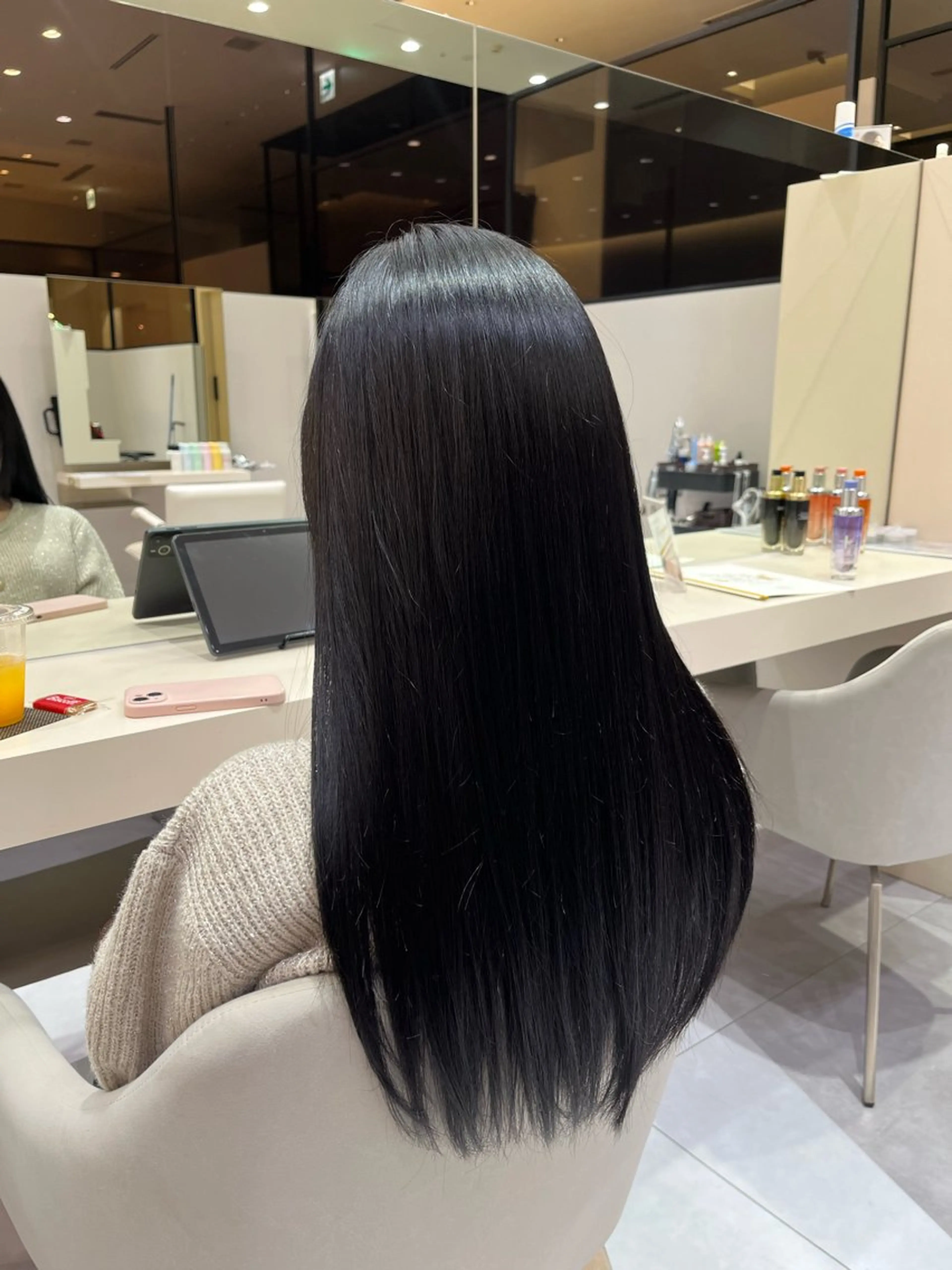 ロング 縮毛矯正 k-two 関 七海のヘアスタイル