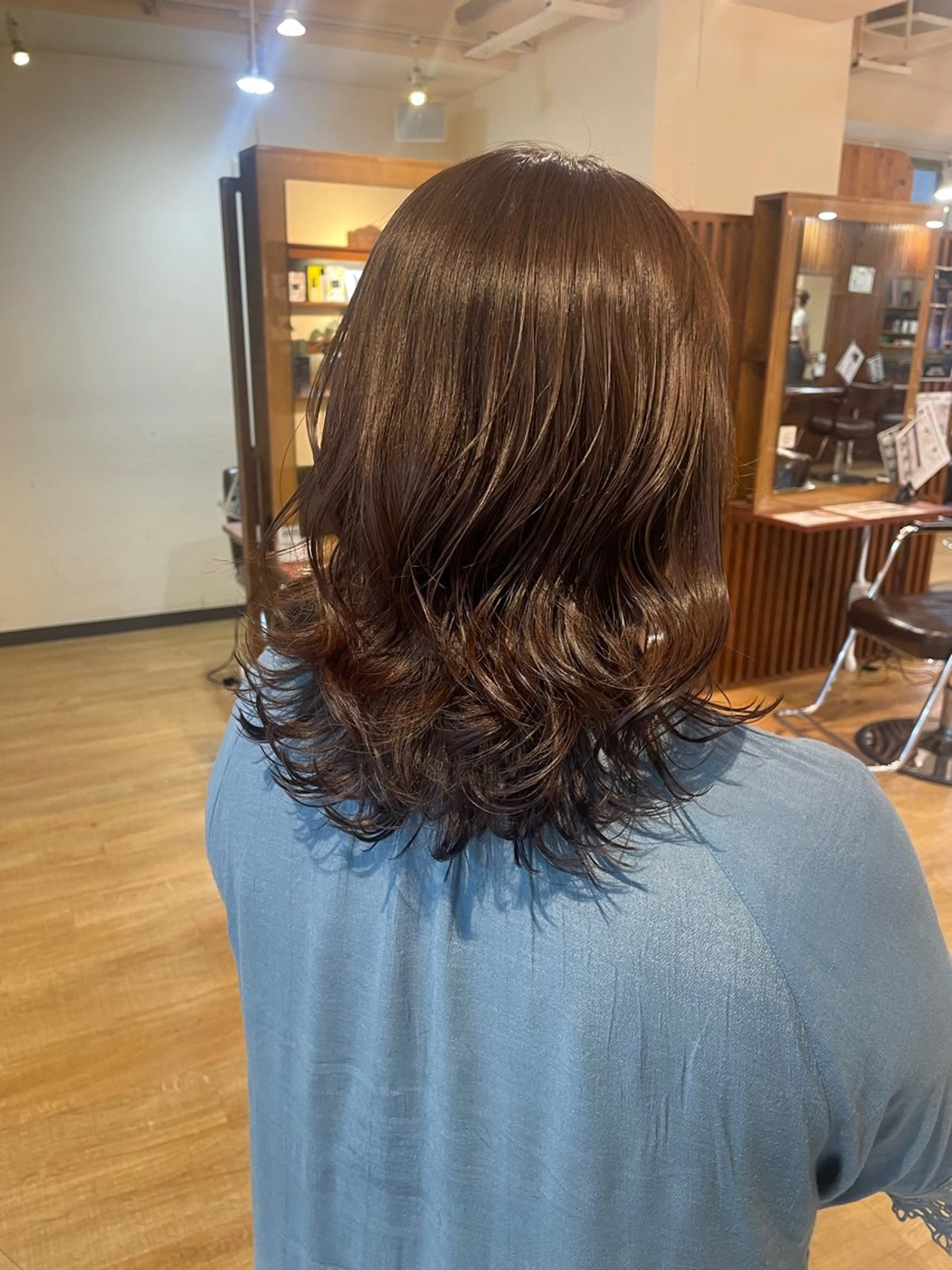 ミディアム カラー ブラウンカラー ショコラブラウン 宮本 いぶきのヘアスタイル