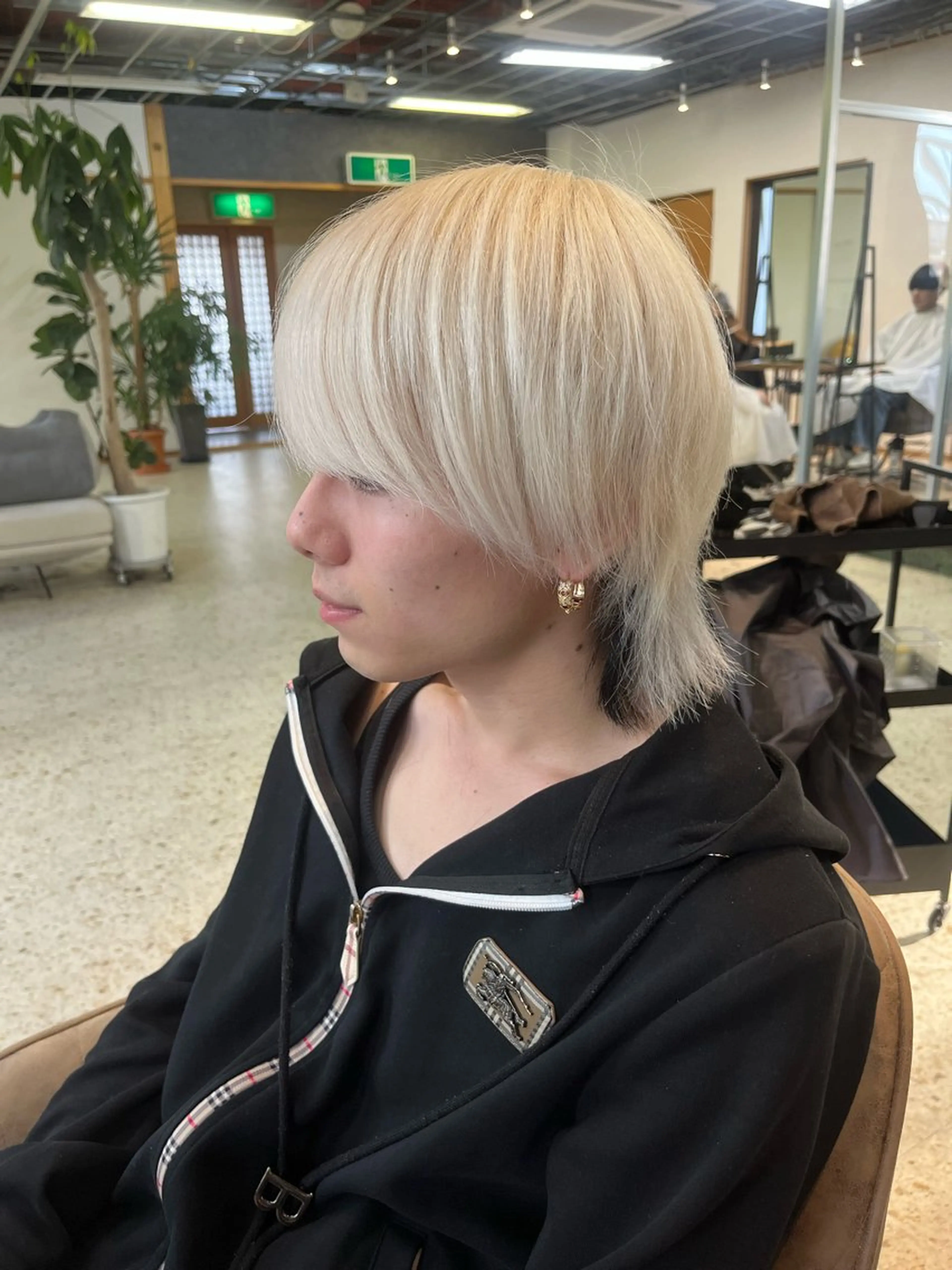 カラー メンズ メンズブリーチ ブリーチ ヘアカラー トリートメント 韓国ヘア🇰🇷 RYOTAのヘアスタイル