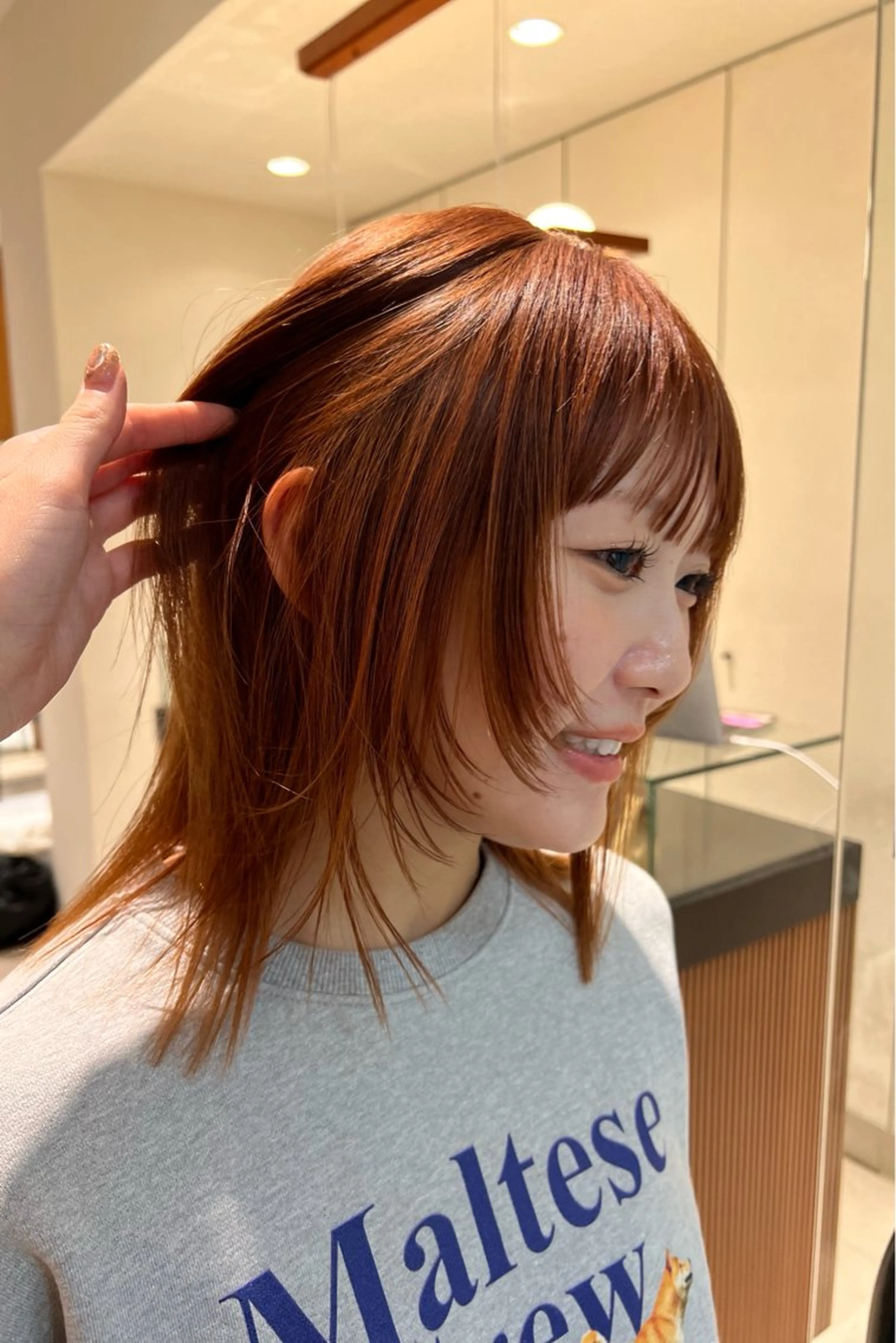 ミディアム カラー 顔まわりレイヤー レイヤーカット ヘアカラー yiye   神宮前所属・manami /暖色 /カットモデル募集のヘアスタイル