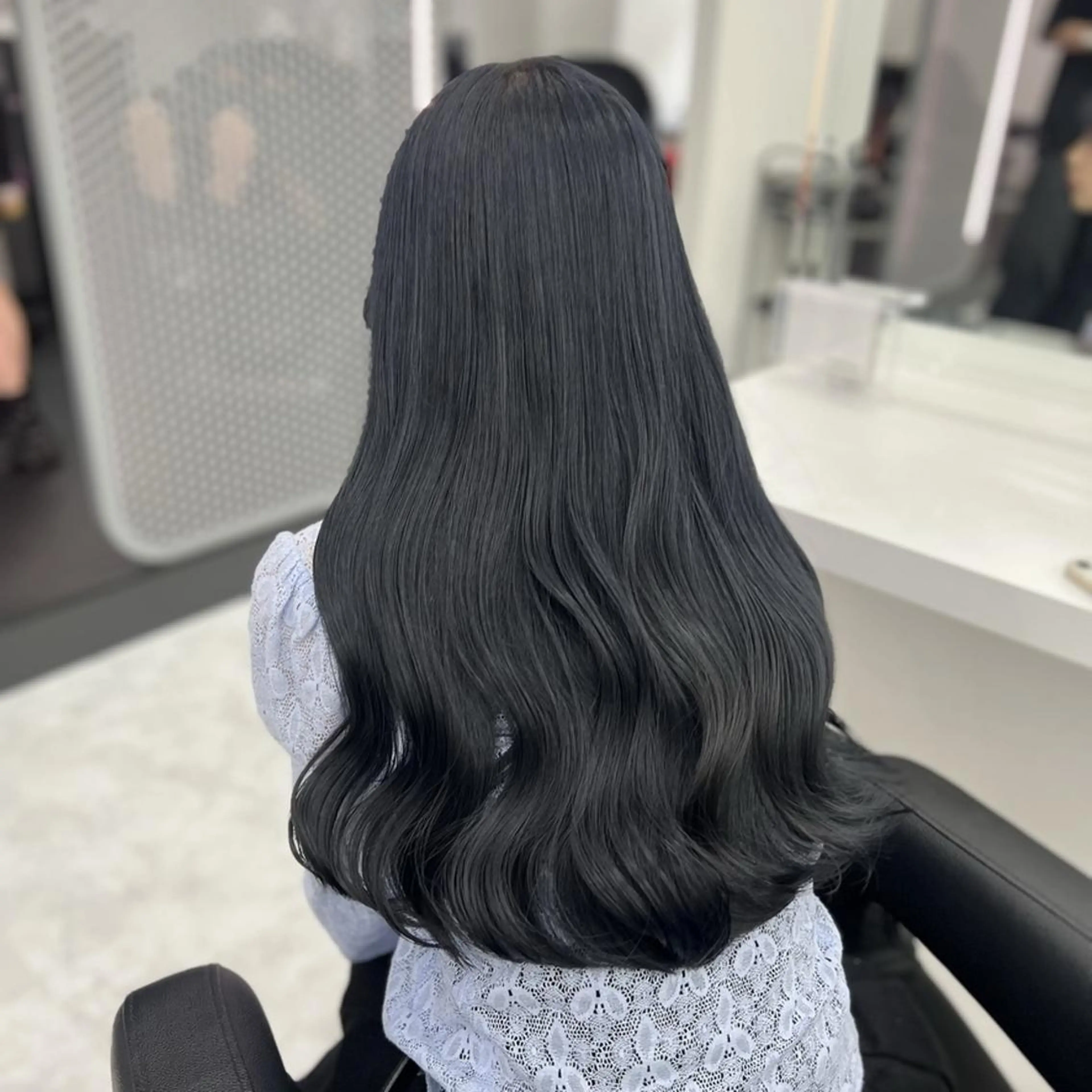 カラー 韓国風暗髪スタイル 🖤渋谷FRUITSのヘアスタイル