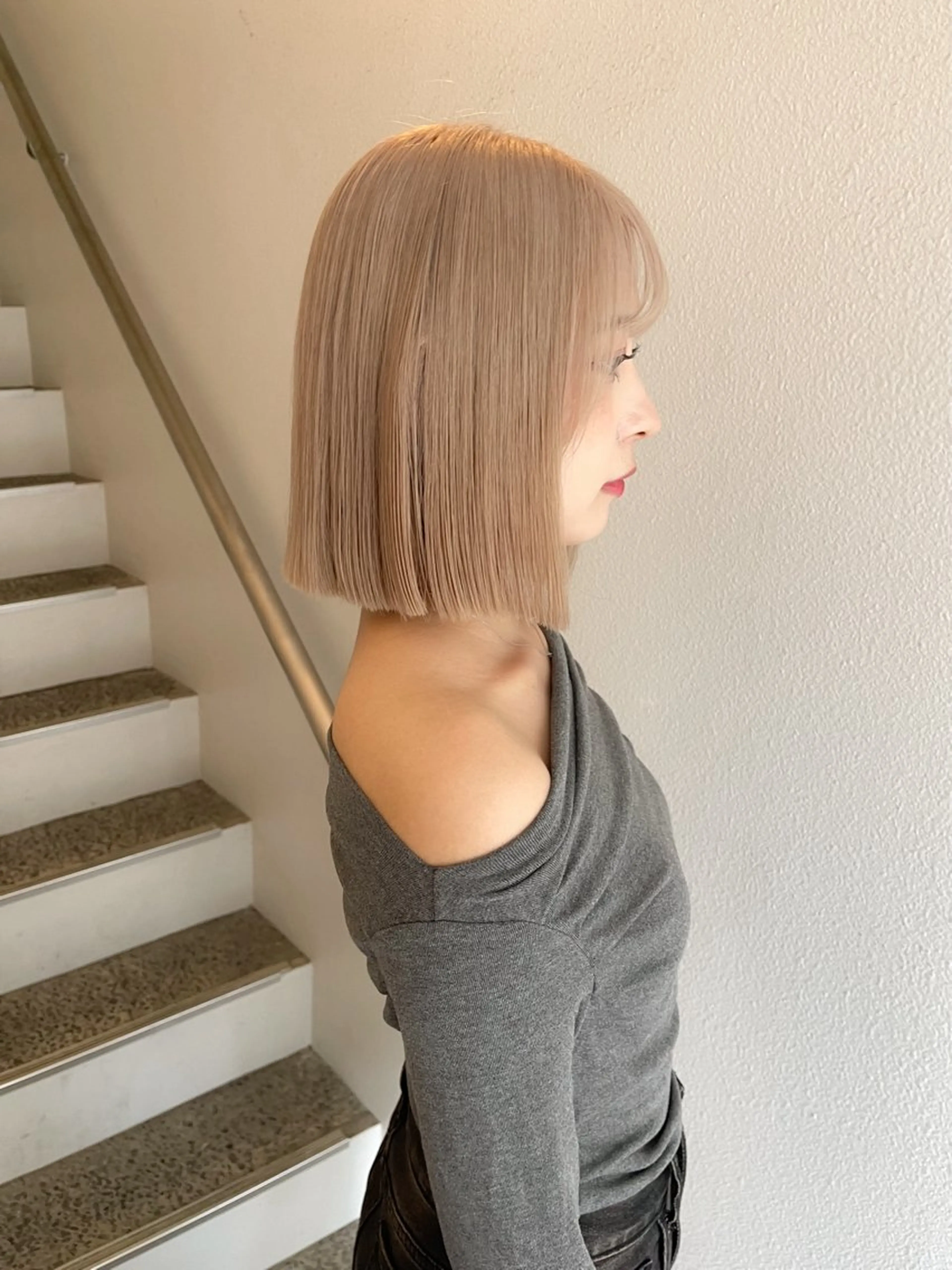 ショート ヘアカラー トリートメント 🌙艶ハイトーン/ ミユウのヘアスタイル