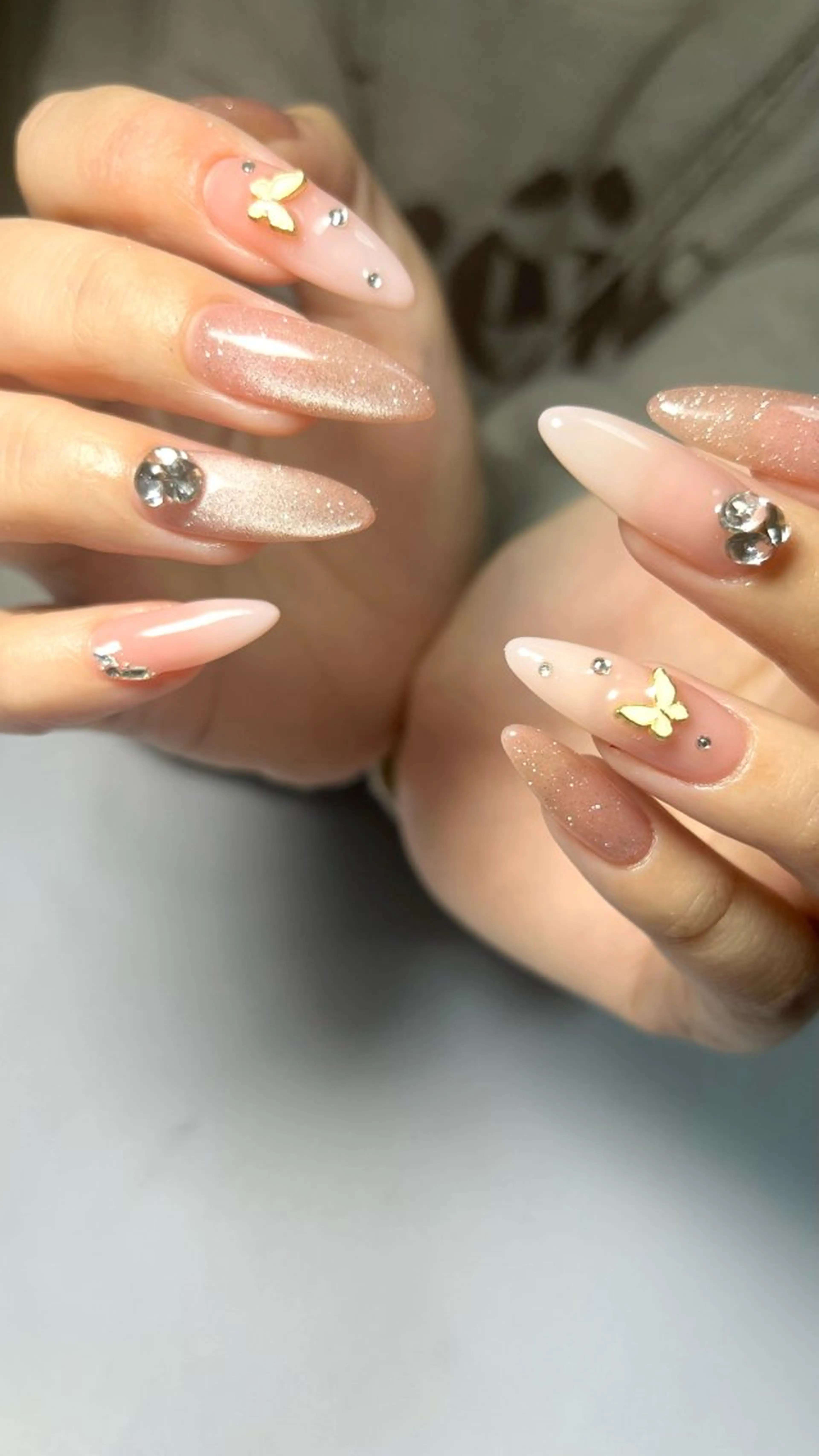 ネイル フラッシュネイル グラデーション ワンホンネイル 冬ネイル ハンドネイル NailSalon _Amulet_のネイルデザイン