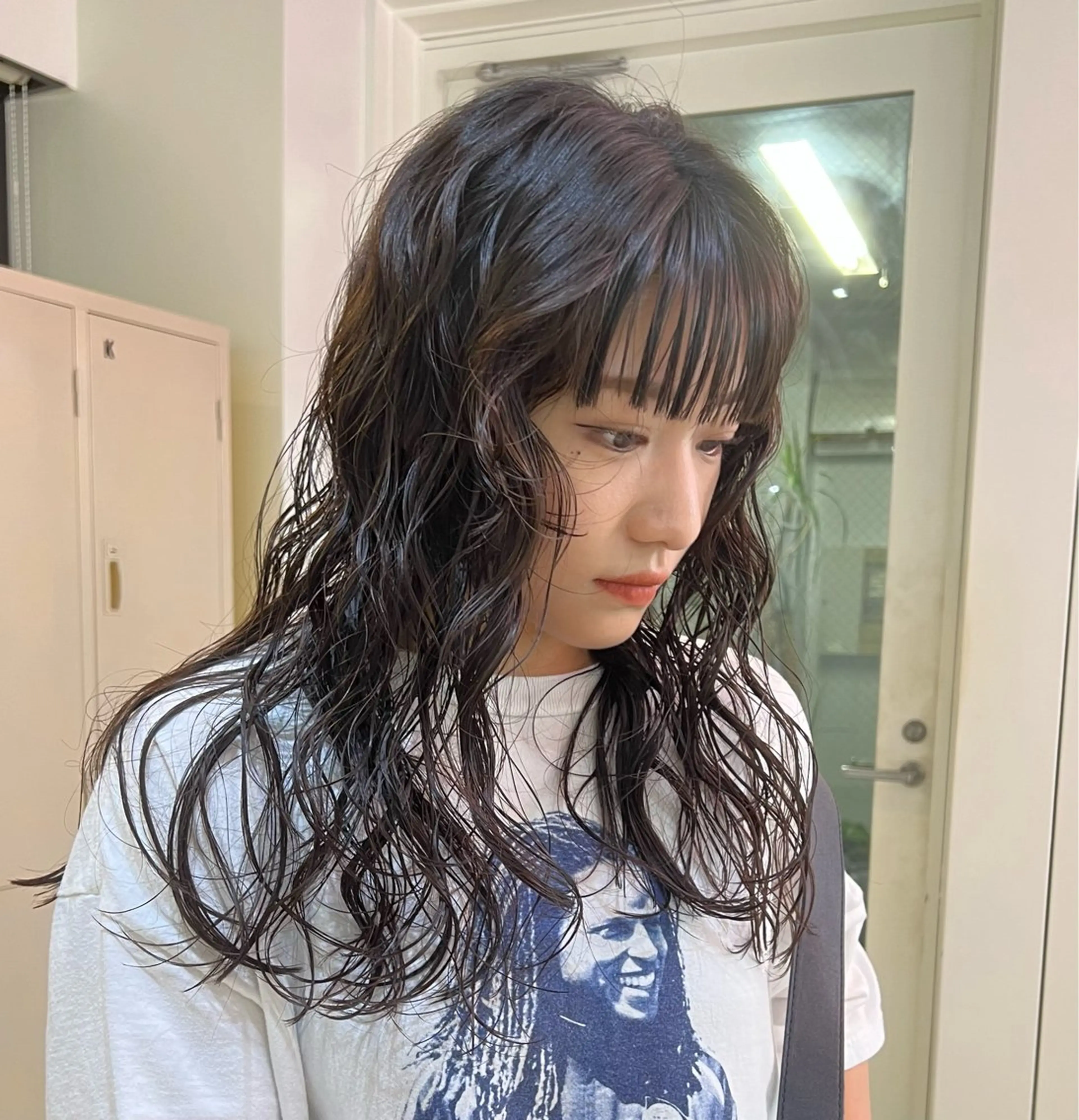 ロング パーマ 艶 ハイトーン✨ユキノのヘアスタイル