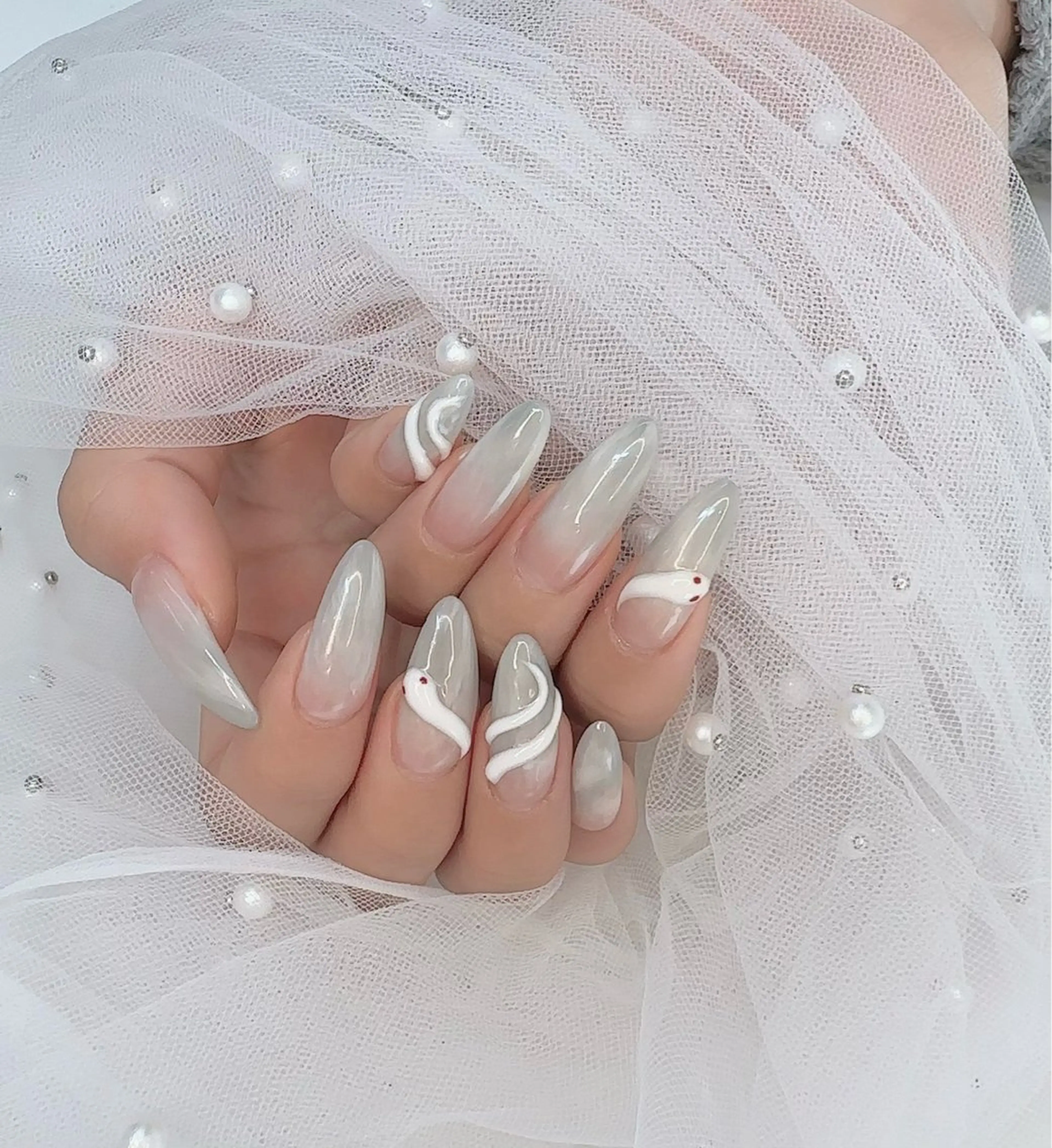 ネイル R nailsalon所属・R salonのネイルデザイン