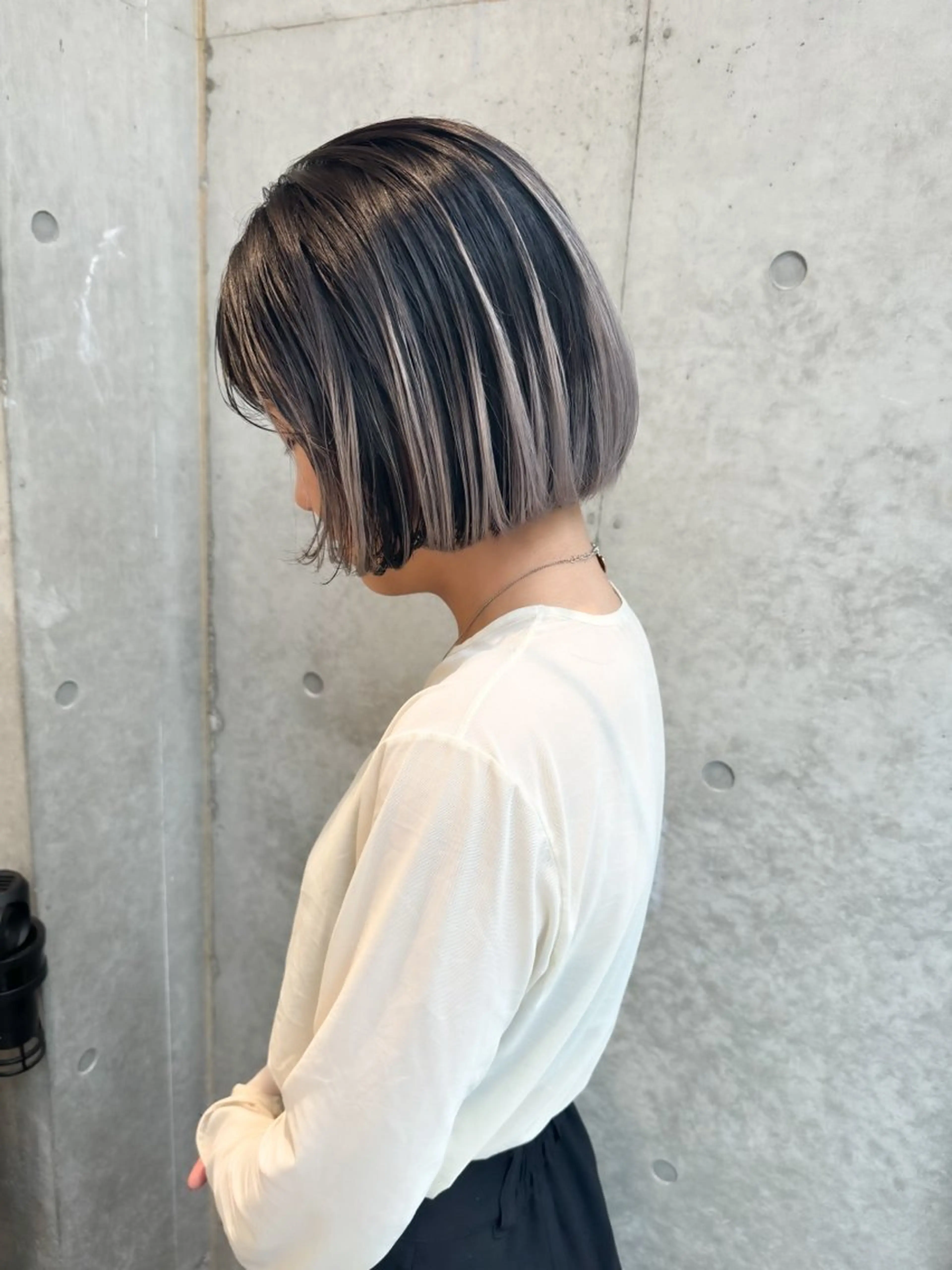 ショート カラー ヘアアレンジ ミニボブ/ブリーチ 🌈MISATOのヘアスタイル