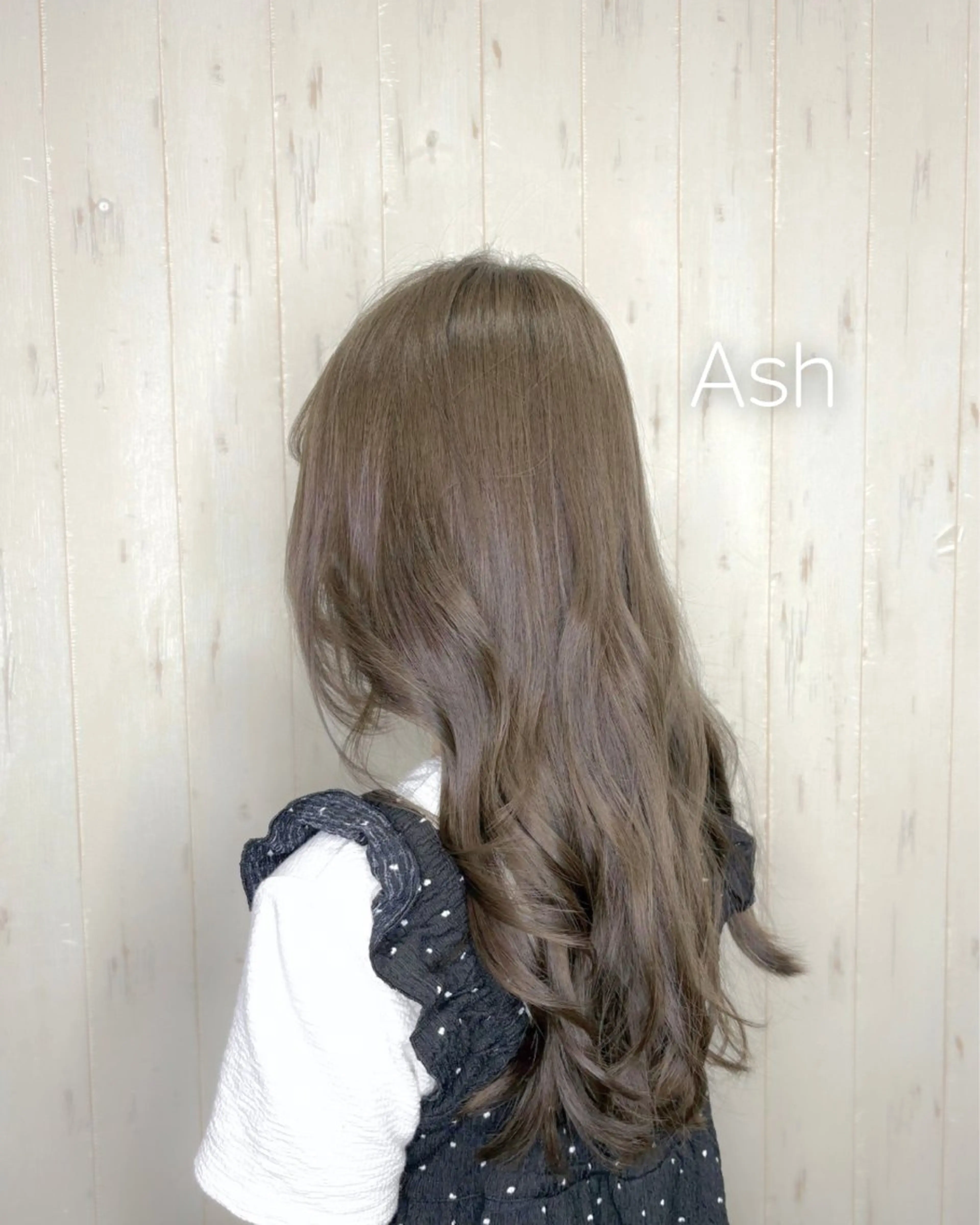 ロング カラー 葛貫 晴佳のヘアスタイル