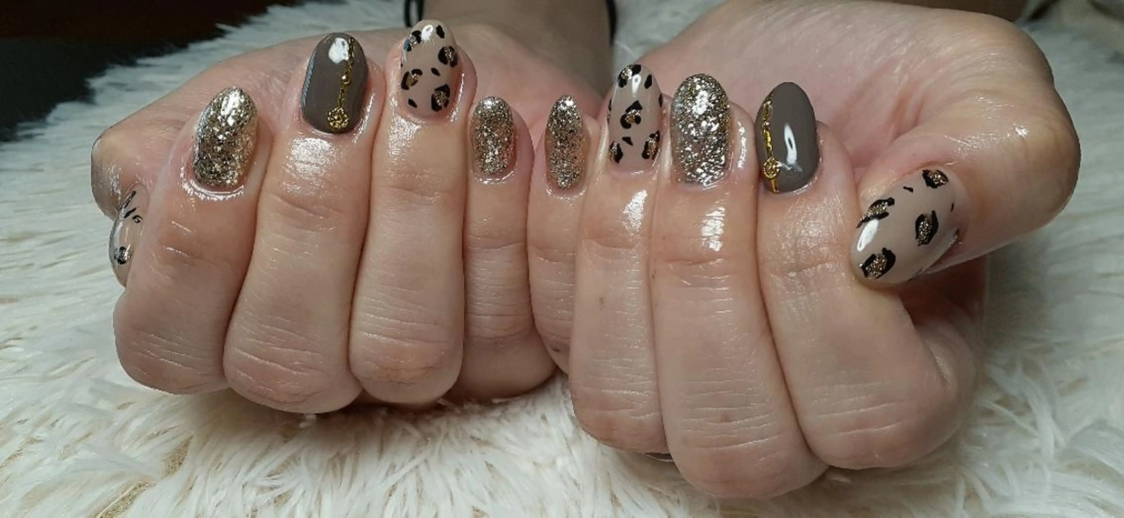 ネイル 大島 さやかのネイルデザイン