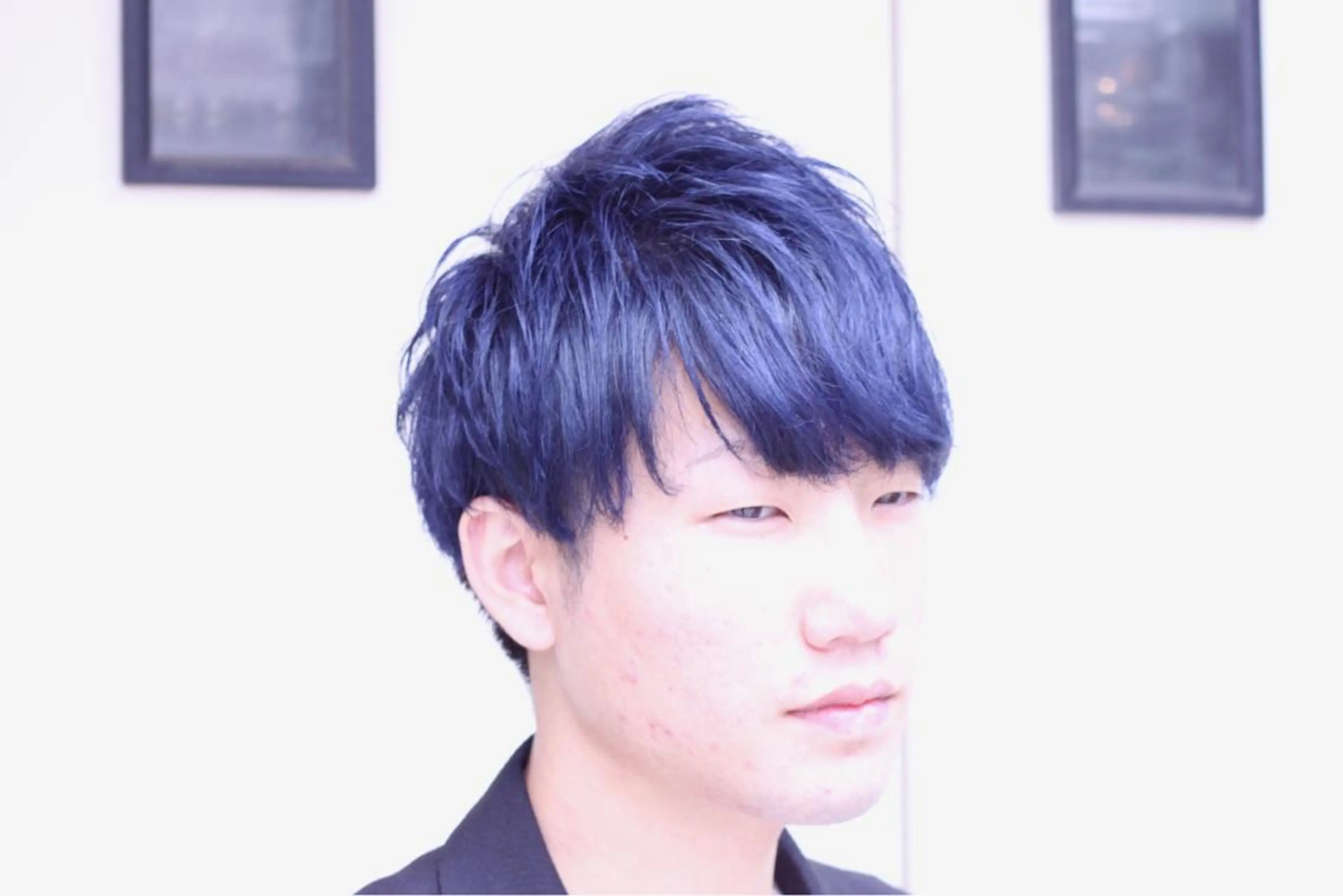 ミディアム カラー メンズ メンズブリーチ アッシュ ブリーチ ネイビーカラー 前田賢生 ご新規様はNGのヘアスタイル