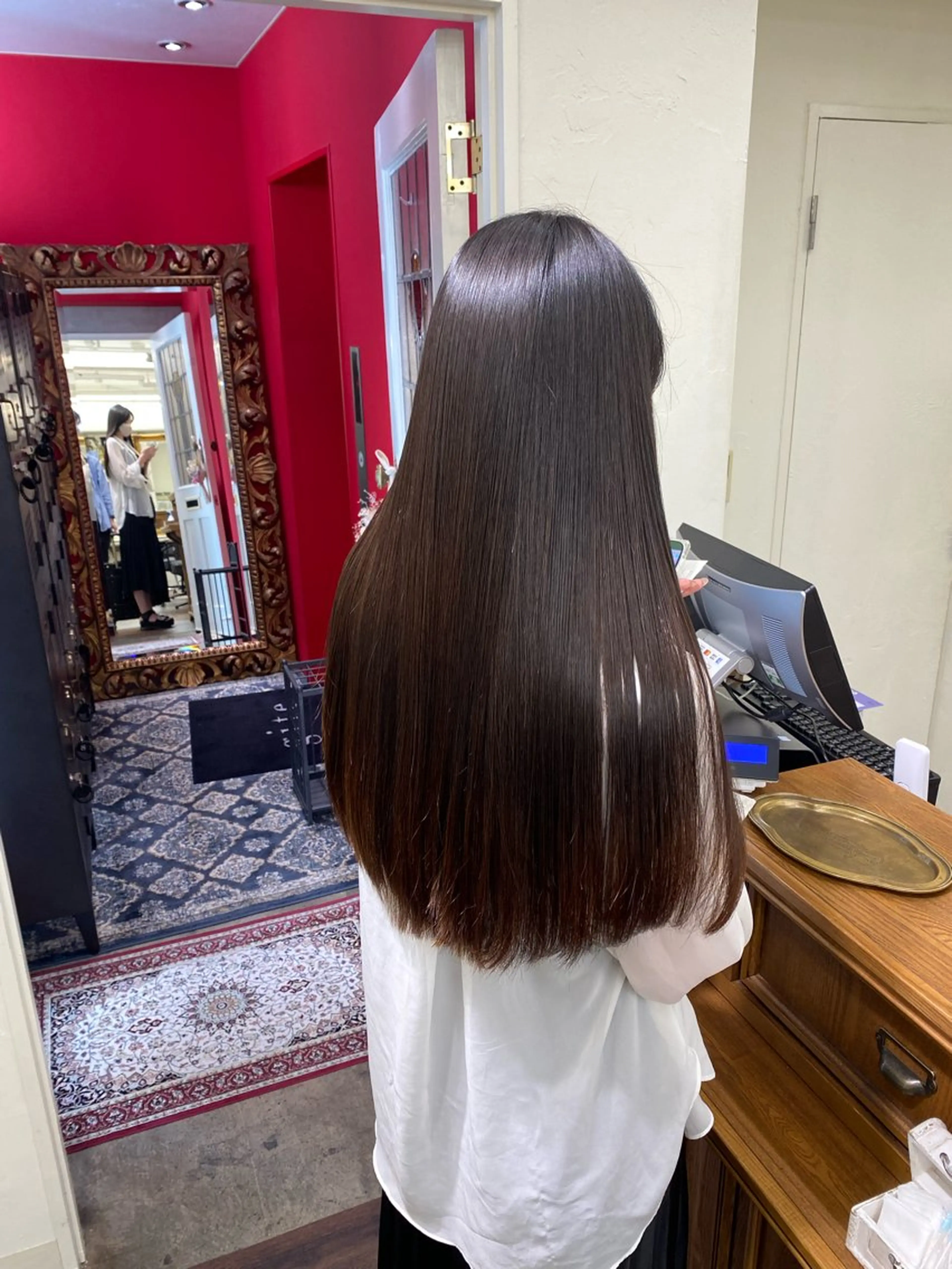 ロング パーマ 髪質改善 ヨシンモリ レイヤーカット 縮毛矯正 カット 縮毛矯正 ウルフ/レイヤー /パーマ　ナユタのヘアスタイル