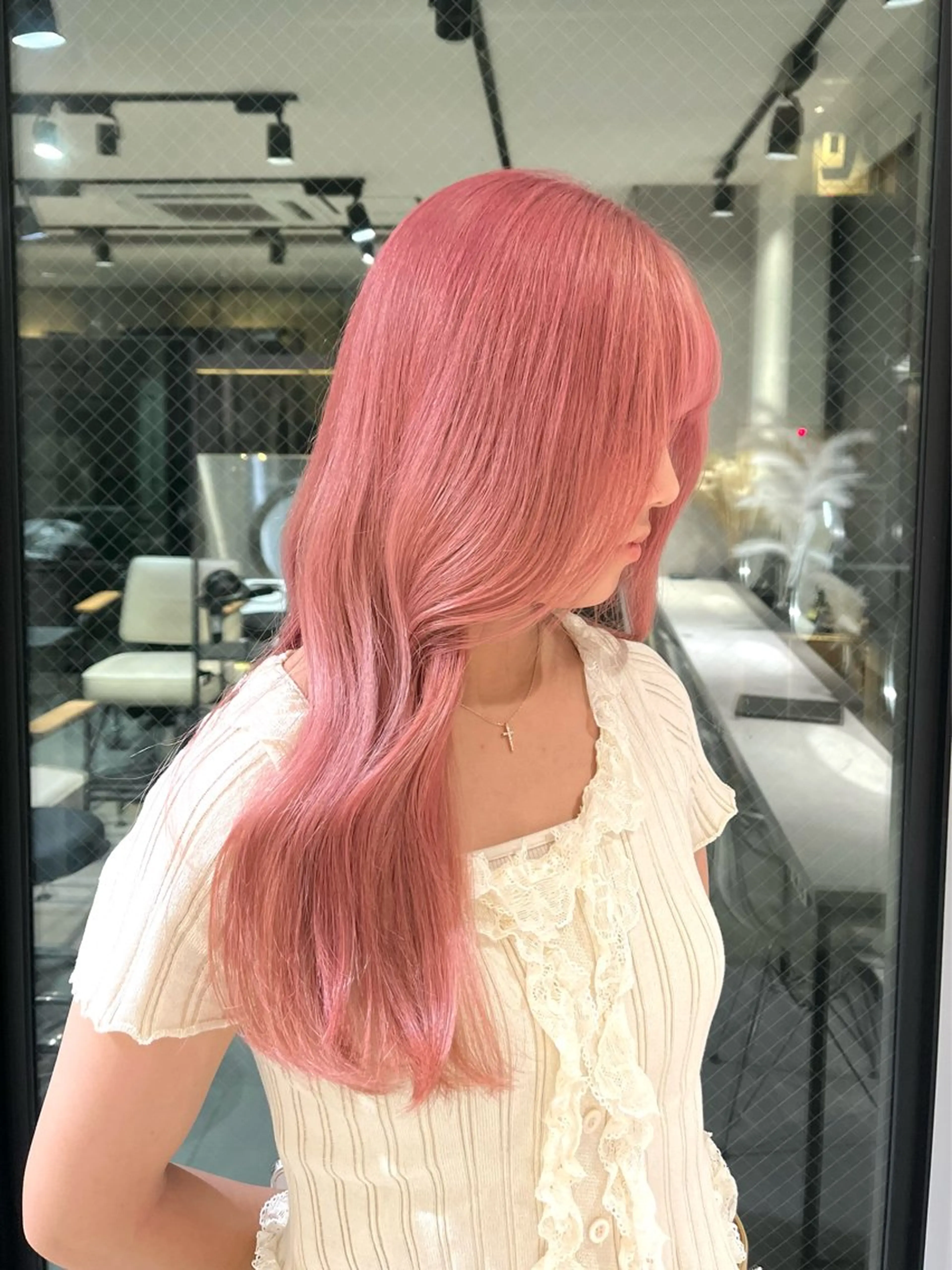 【9月限定❕】ブリーチ➕オンカラー🌷🫧🎀🎧🪽💭☁️の写真