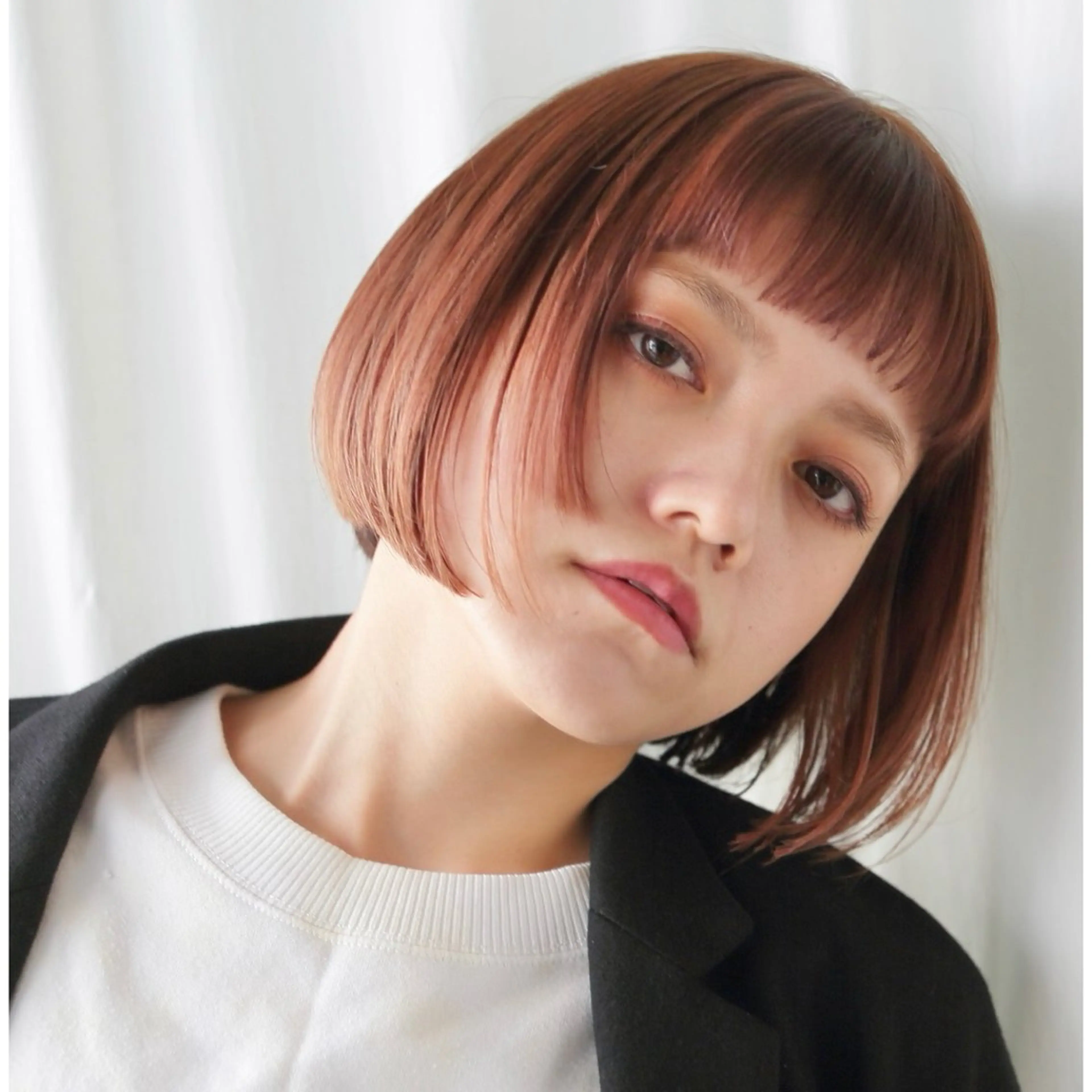 ショート カラー パーマ ボブレイヤー ボブ レイヤーカット ショートヘア カット ヘアカラー 縮毛矯正 トリートメント ショートボブ髪質改善 縮毛矯正のプロ山道潤のヘアスタイル