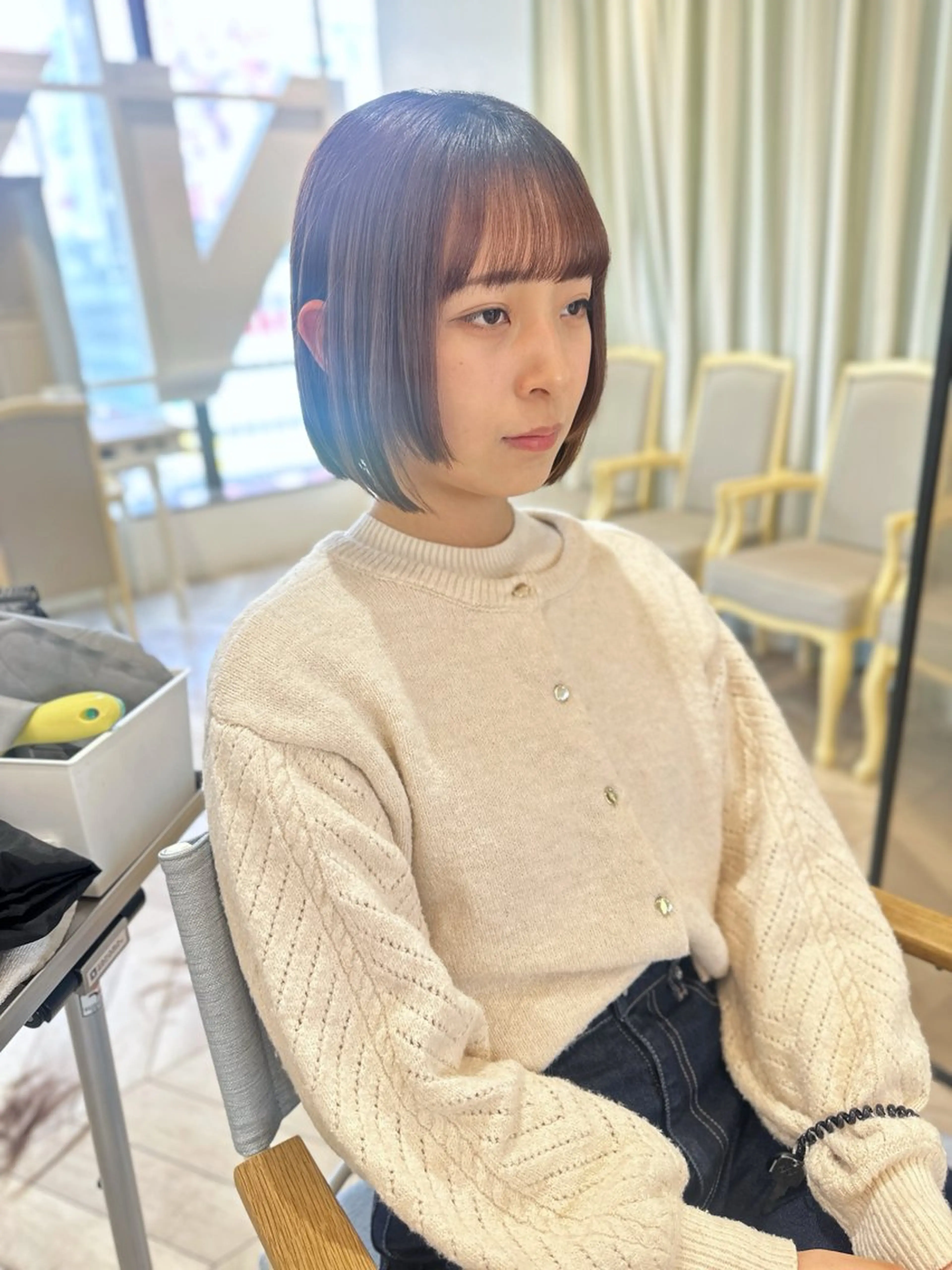 ショート ボブ 姫カット カット トリートメント ベージュ/インナー カラー🤍Rieのヘアスタイル