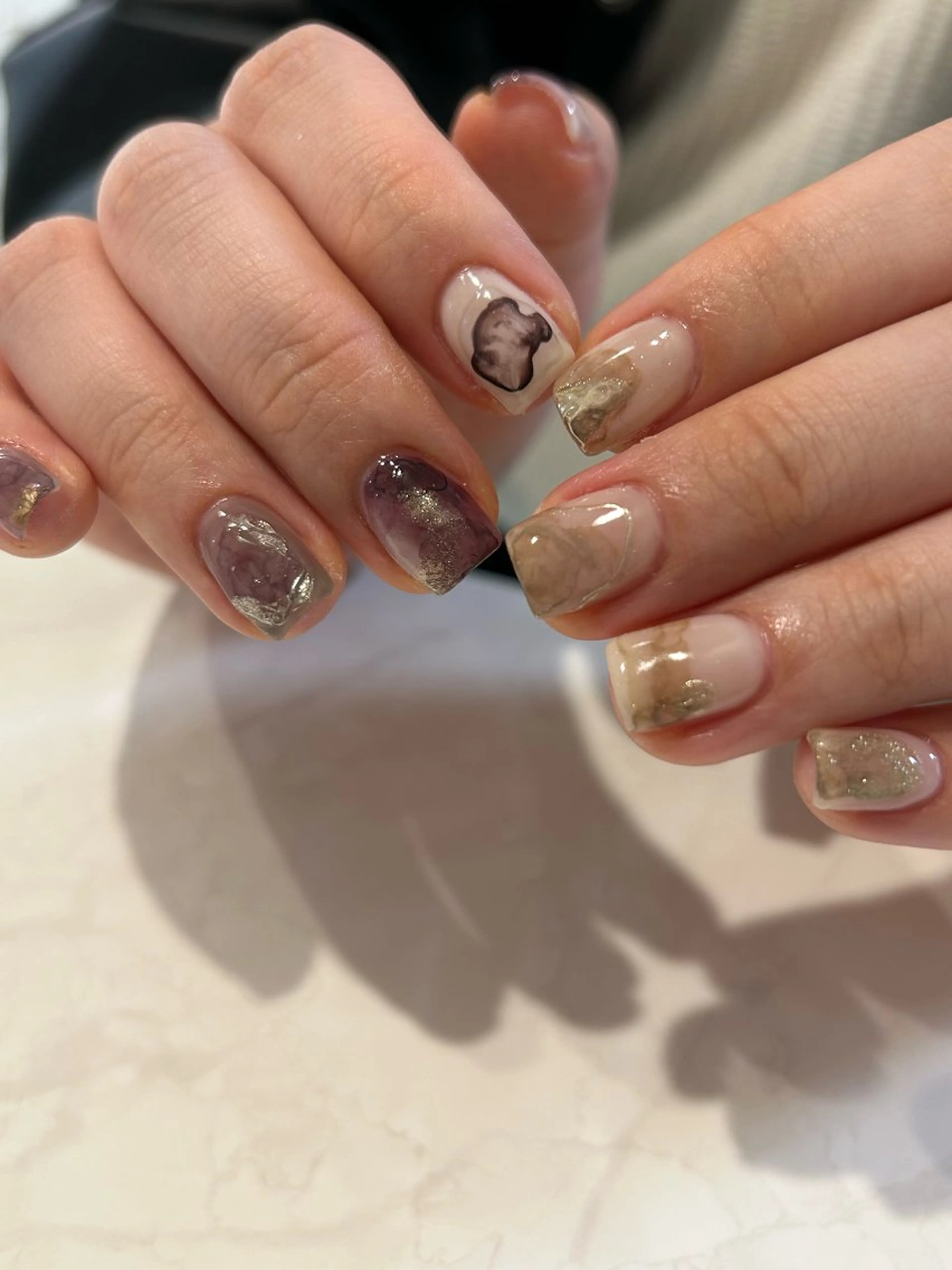 ネイル Salondevi2 isanaのネイルデザイン