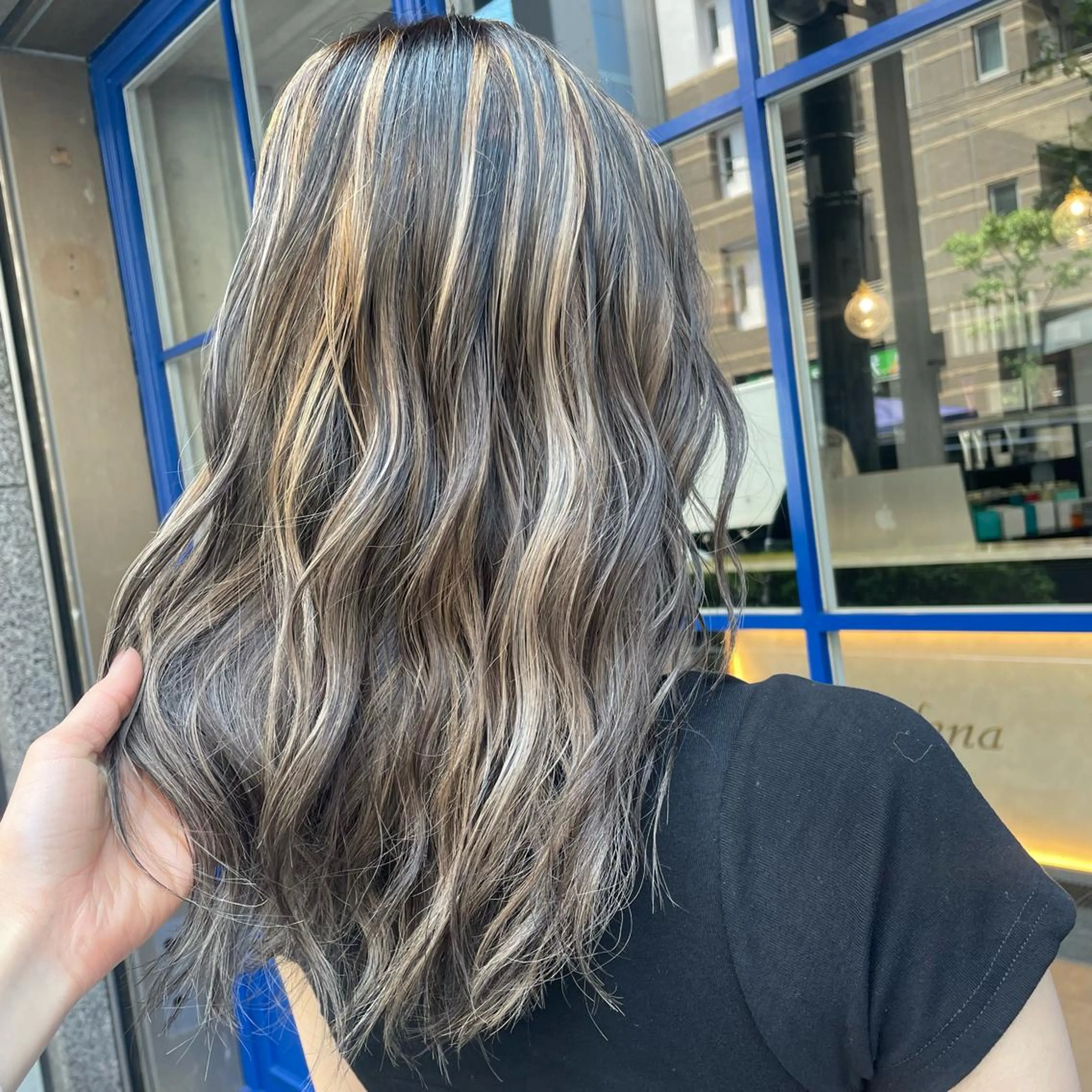 ロング カラー カット ヘアカラー 🫧艶髪/ブリーチ 🐳honami🫧のヘアスタイル