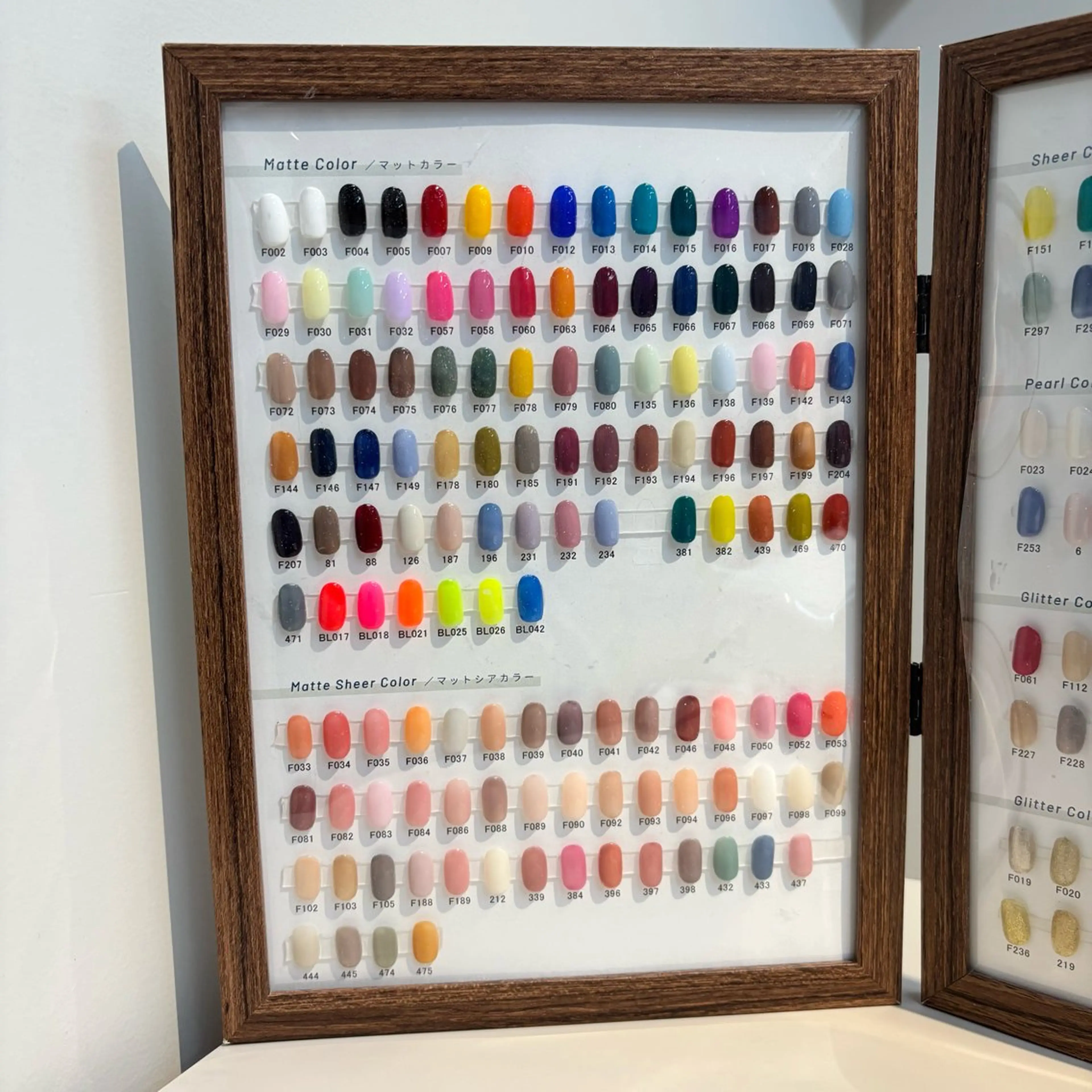 オフあり限定【ワンカラーorラメグラデーション】技術向上のため練習モデル募集の写真