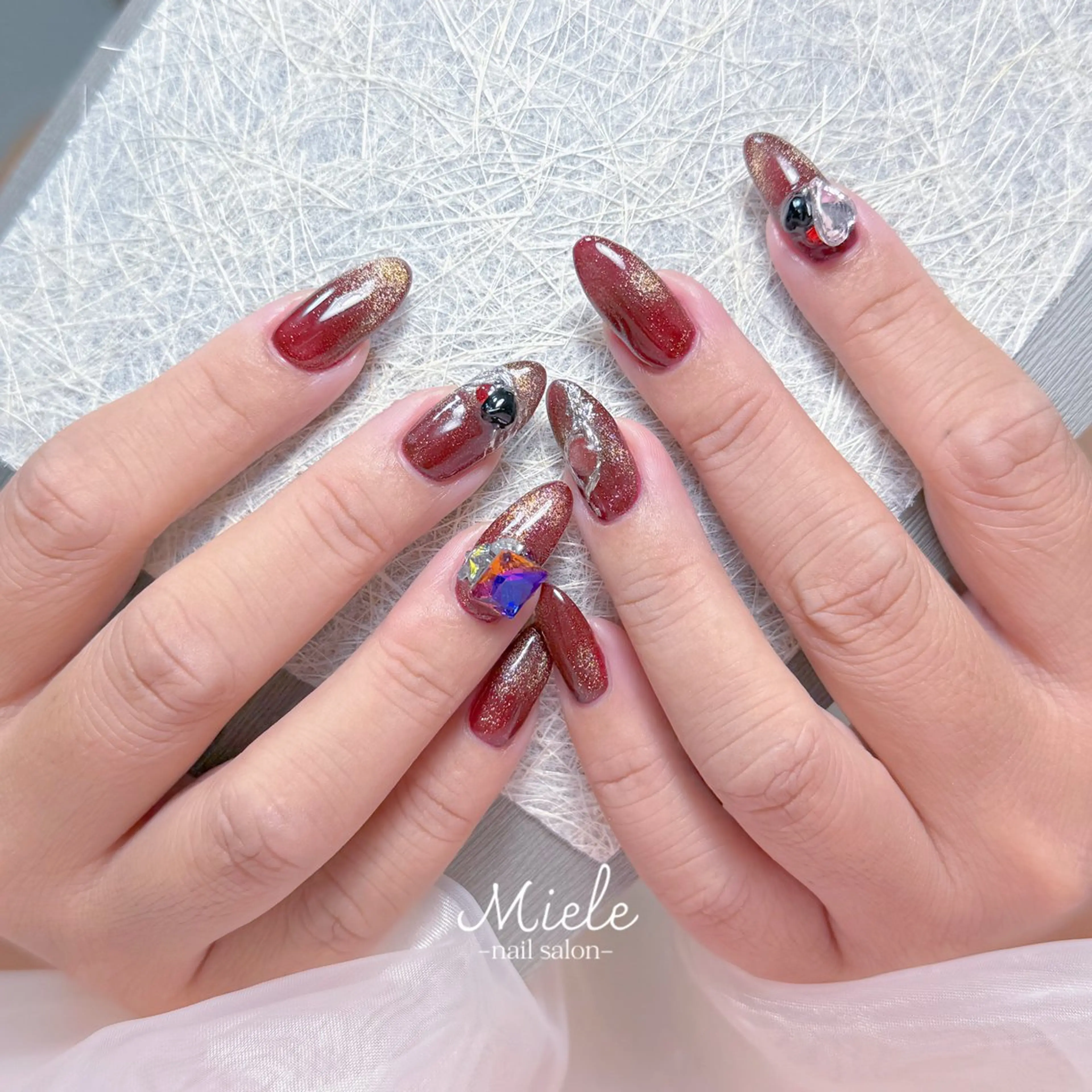 ネイル MieleNailSalon所属・miele nail ひな〈新大阪〉のネイルデザイン