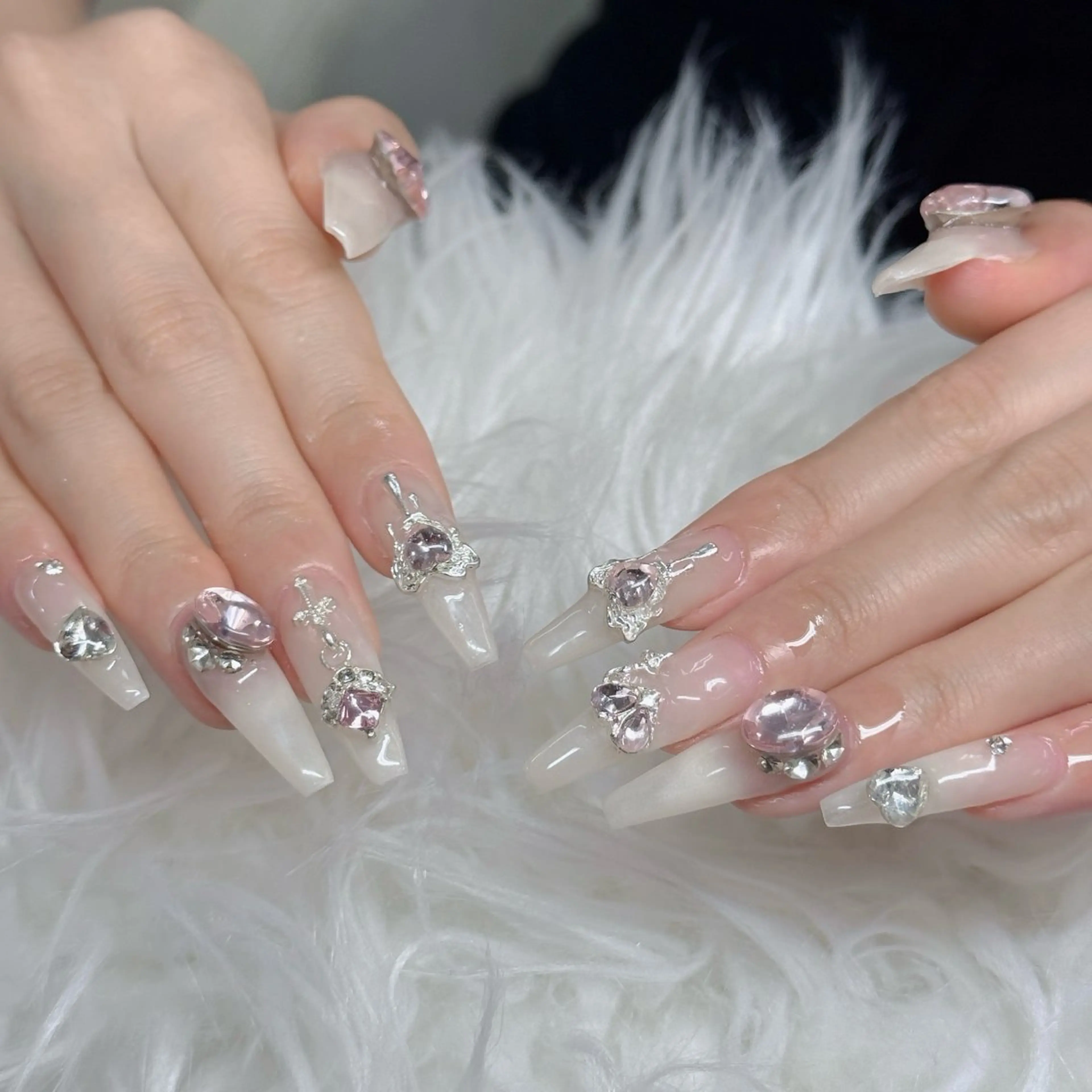 ネイル フットネイル フレンチネイル グラデーション 韓国ネイル ロングネイル ハンドネイル Hani Nail Salonのネイルデザイン