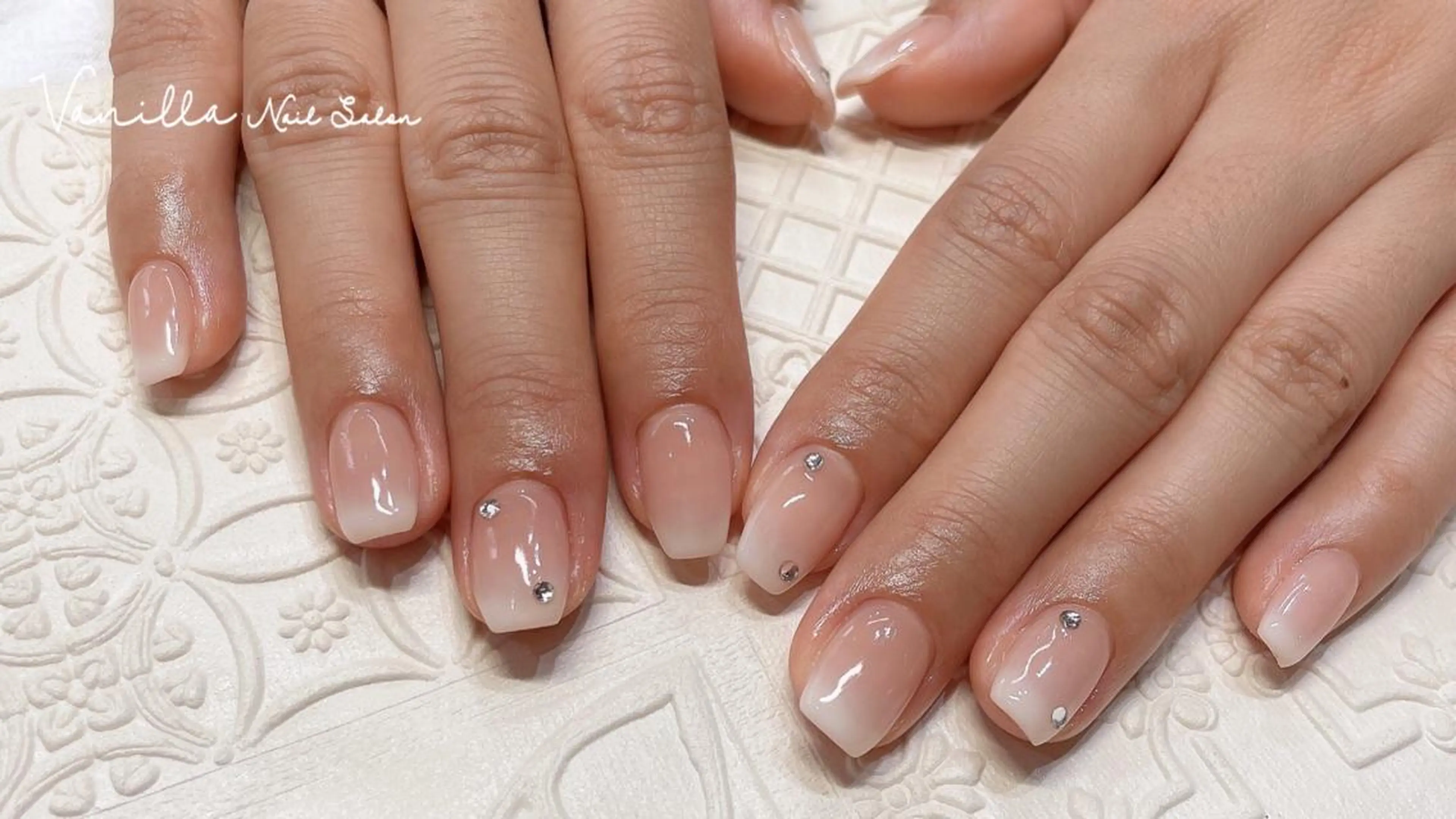 ネイル ハンドネイル Vanilla ネイルサロン 西川口のネイルデザイン