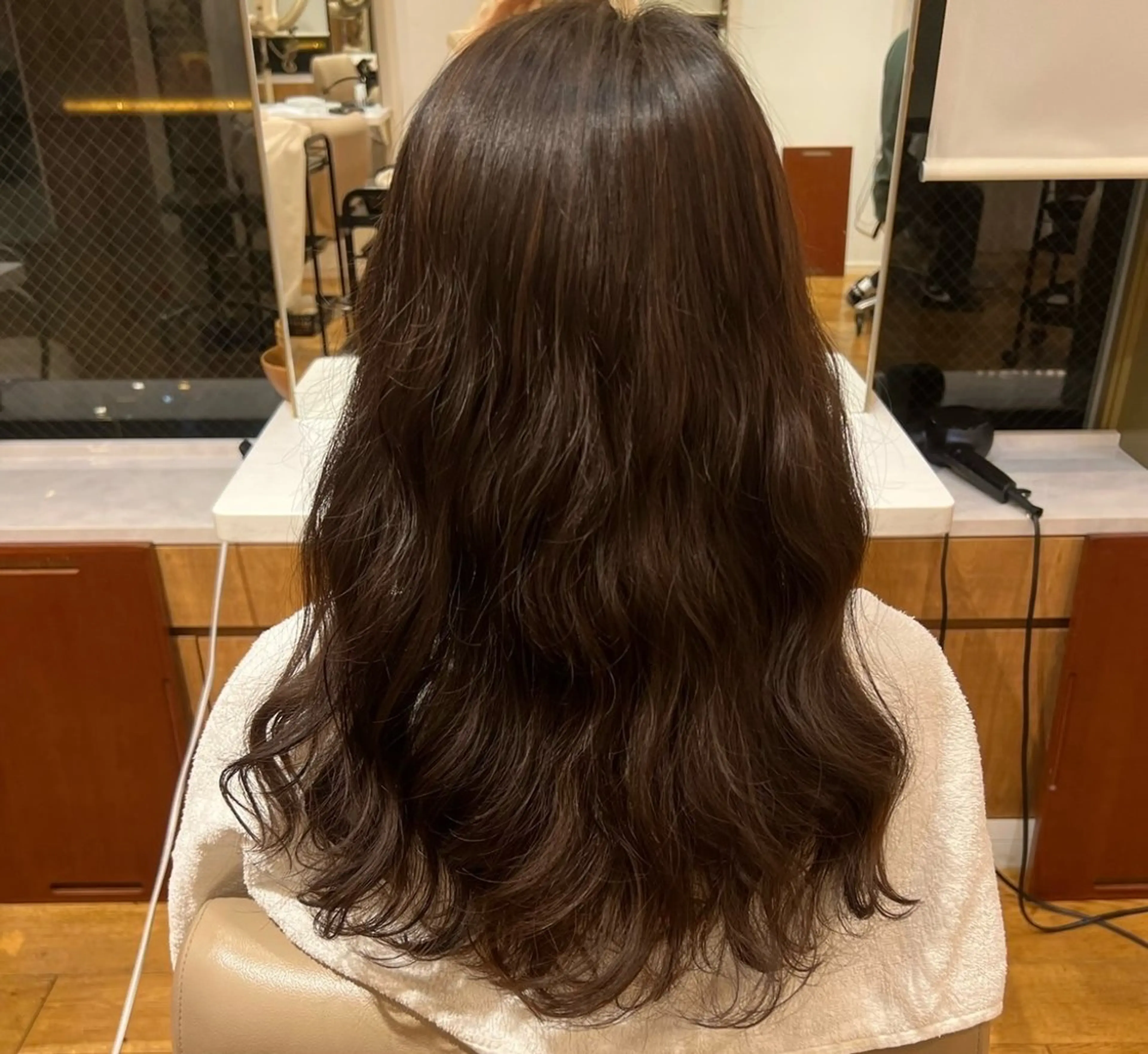 ロング パーマ BEAUTRIUM 穂乃香のヘアスタイル