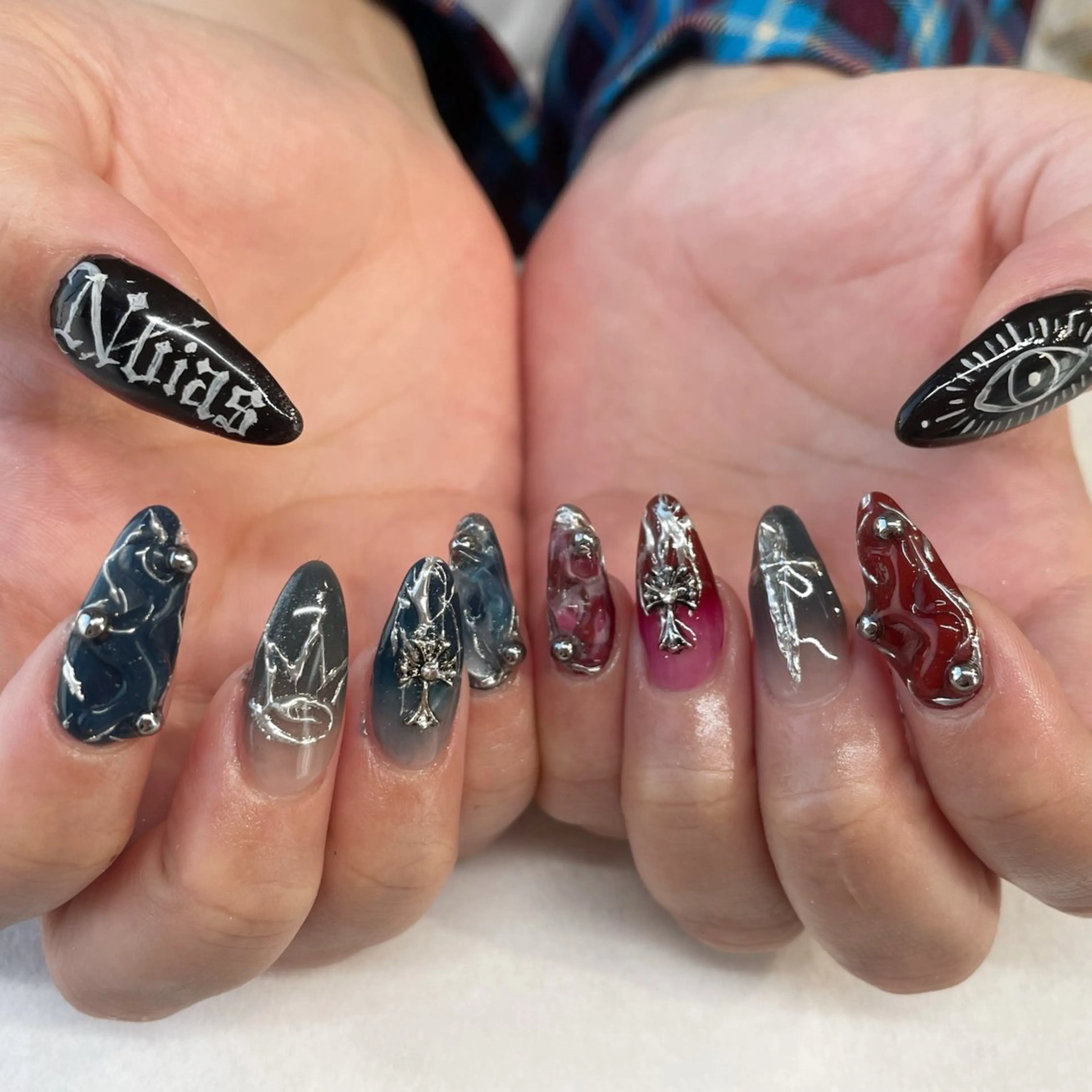 ネイル ハンドネイル 💎🐰 saki. m 🐰💎のネイルデザイン