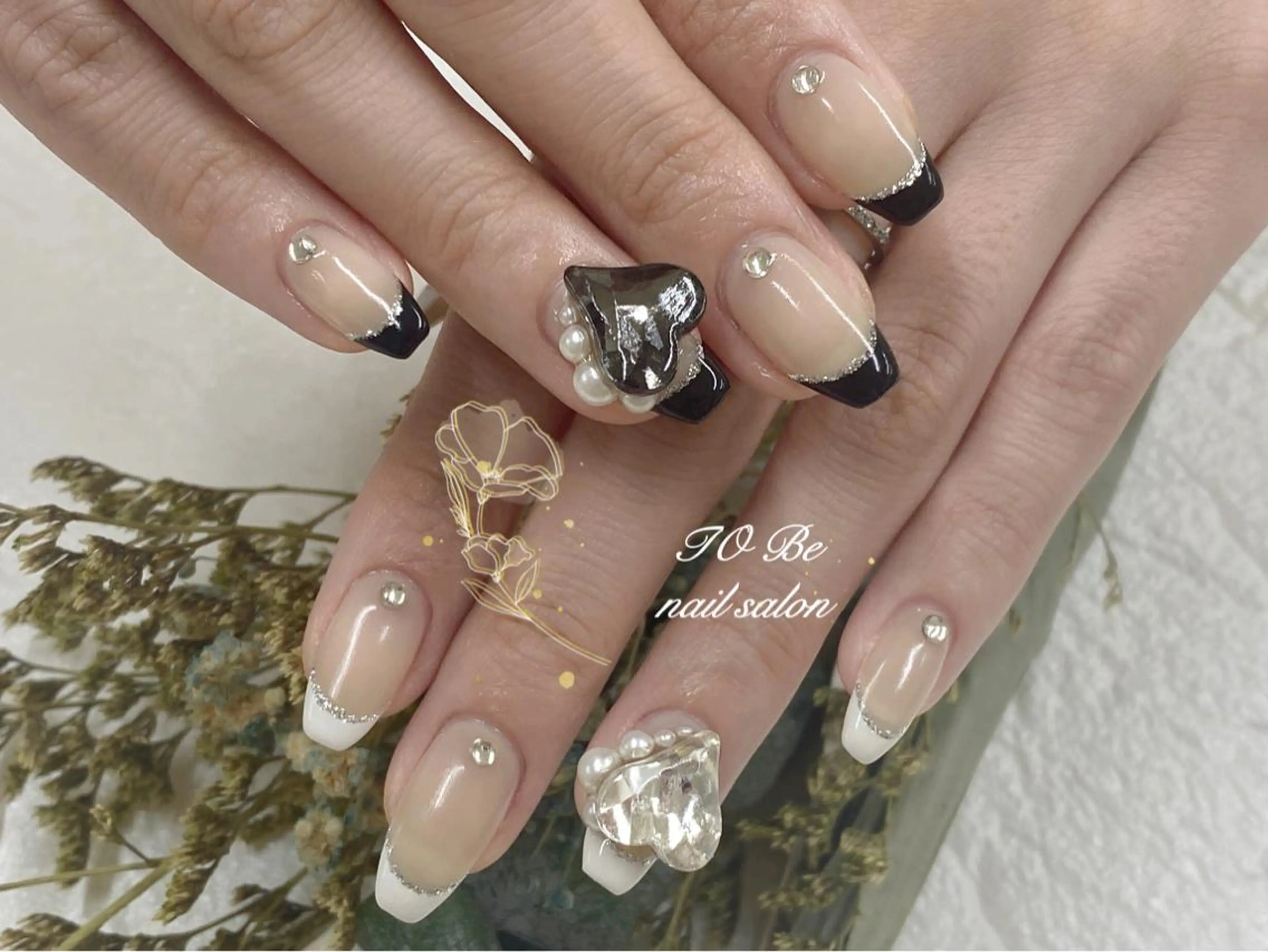 セミロング ネイル ハンドネイル Nail Salon To Beのネイルデザイン