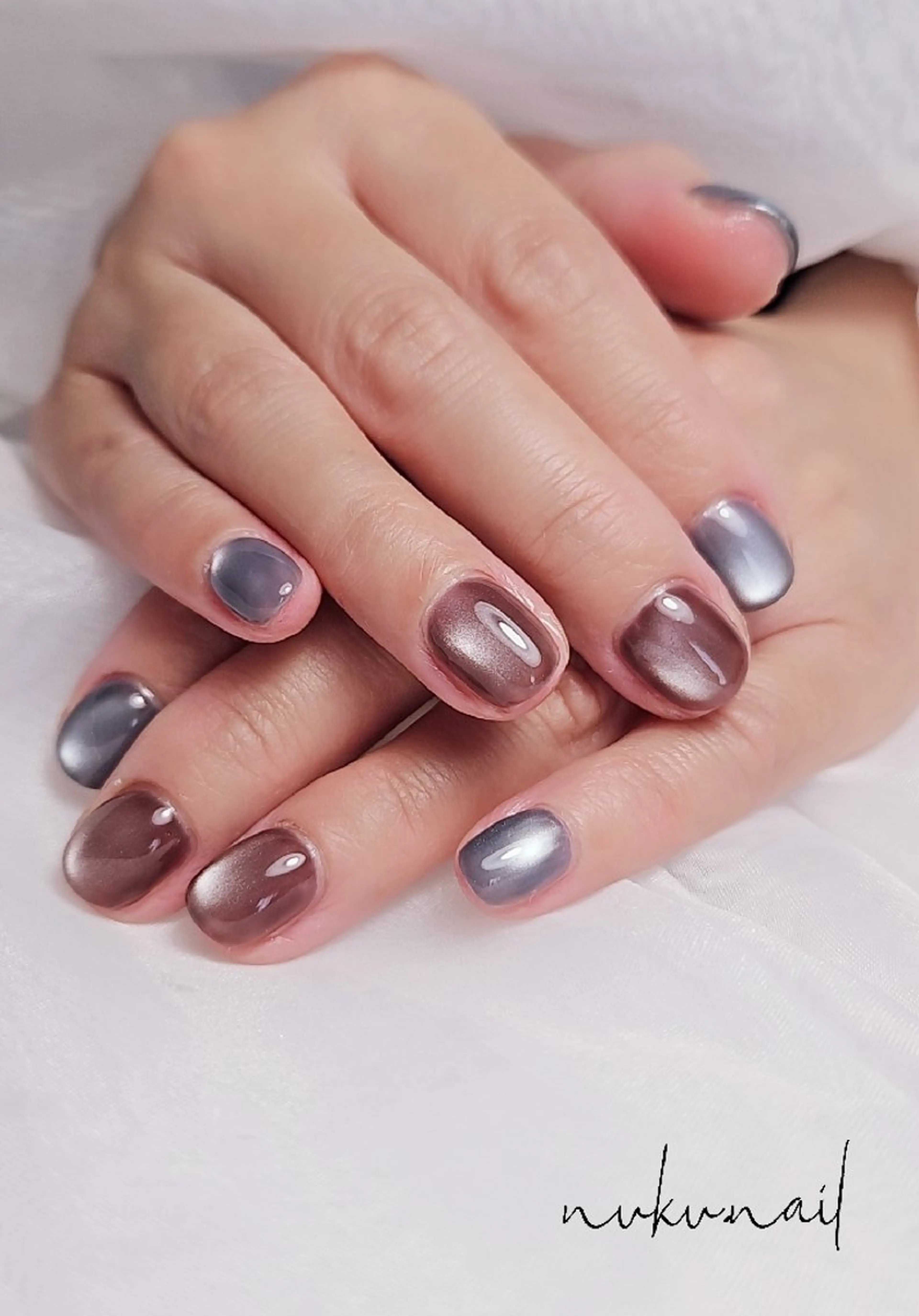 ネイル マグネットネイル ワンカラーネイル nuku.nail 　namiのネイルデザイン