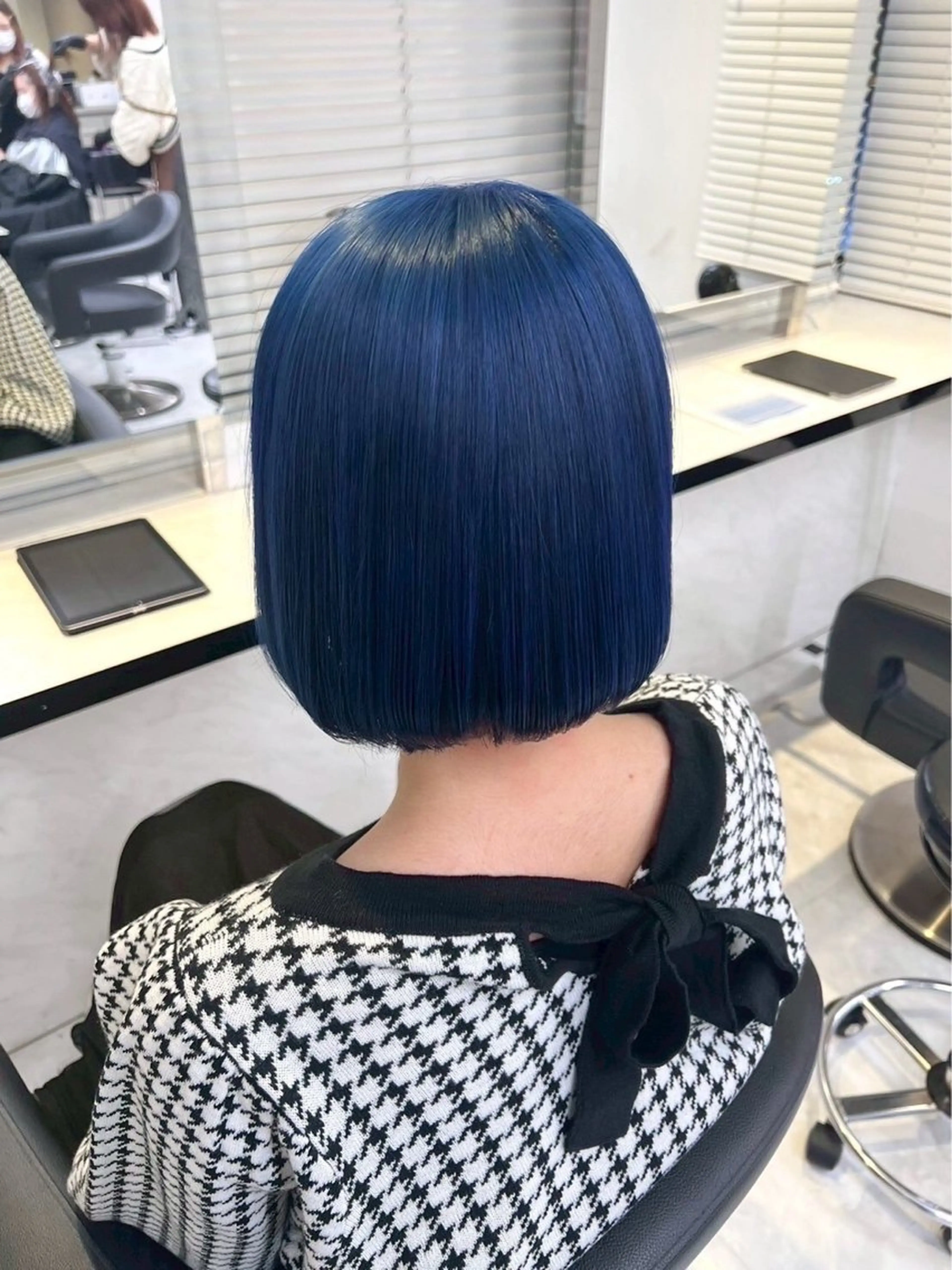 ミディアム 寒色カラー🫧 HINAKO💙のヘアスタイル