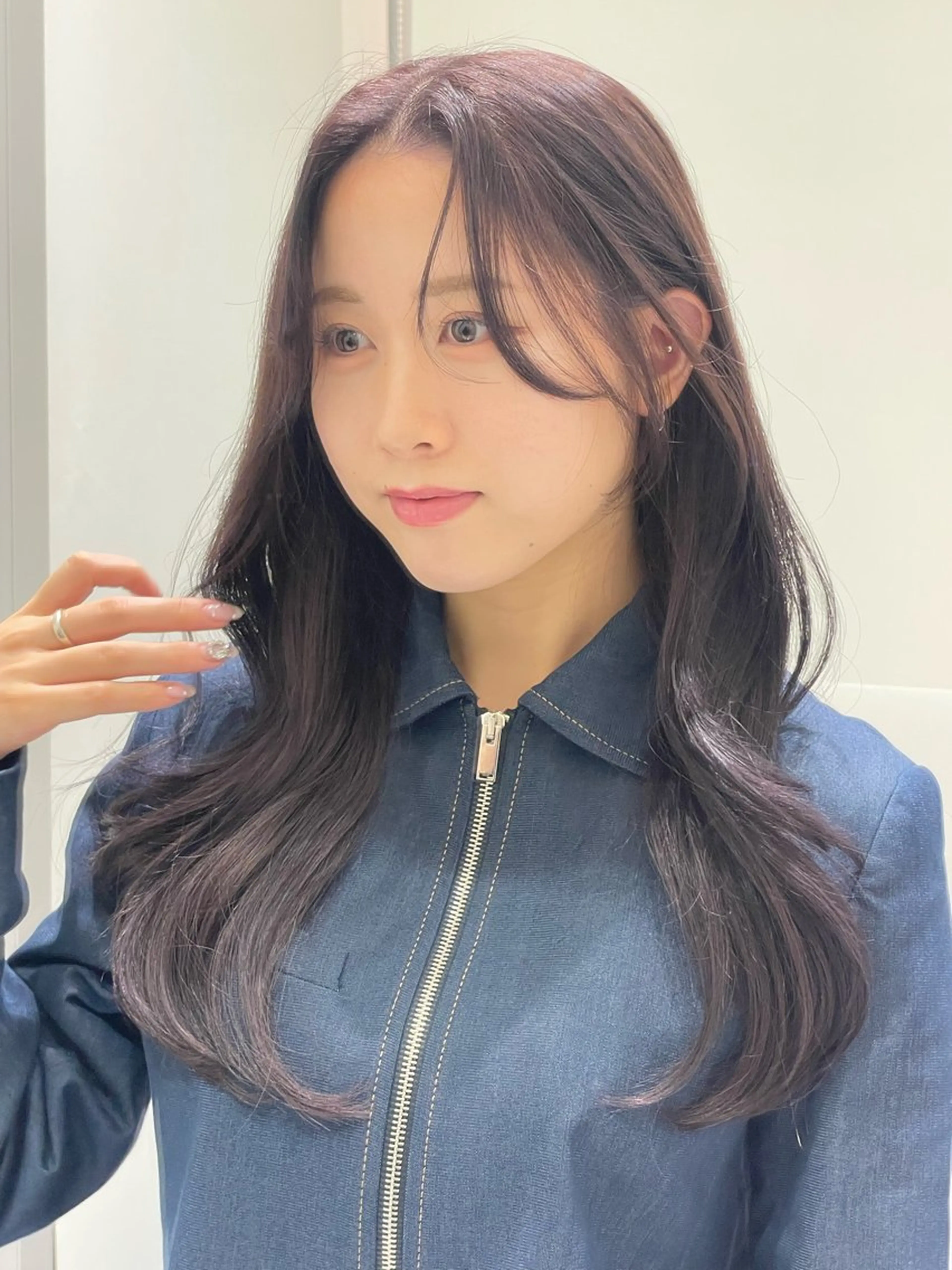 ロング 韓国風ヘア レイヤーカット ❤︎︎韓国ヘア❤︎︎ 𝑺𝒉𝒊𝒉𝒐のヘアスタイル
