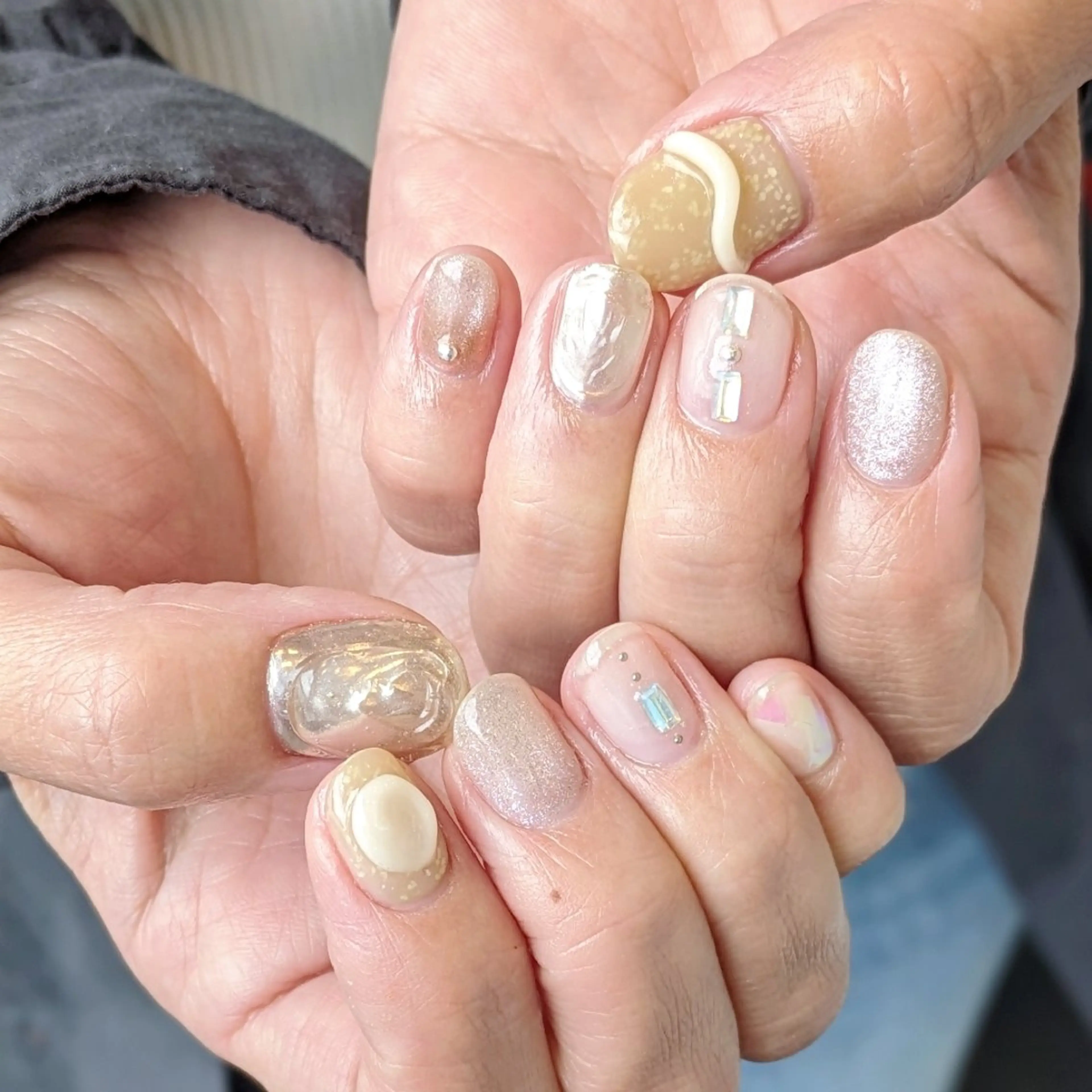 ネイル ハンドネイル jolie  ISIHARAのネイルデザイン