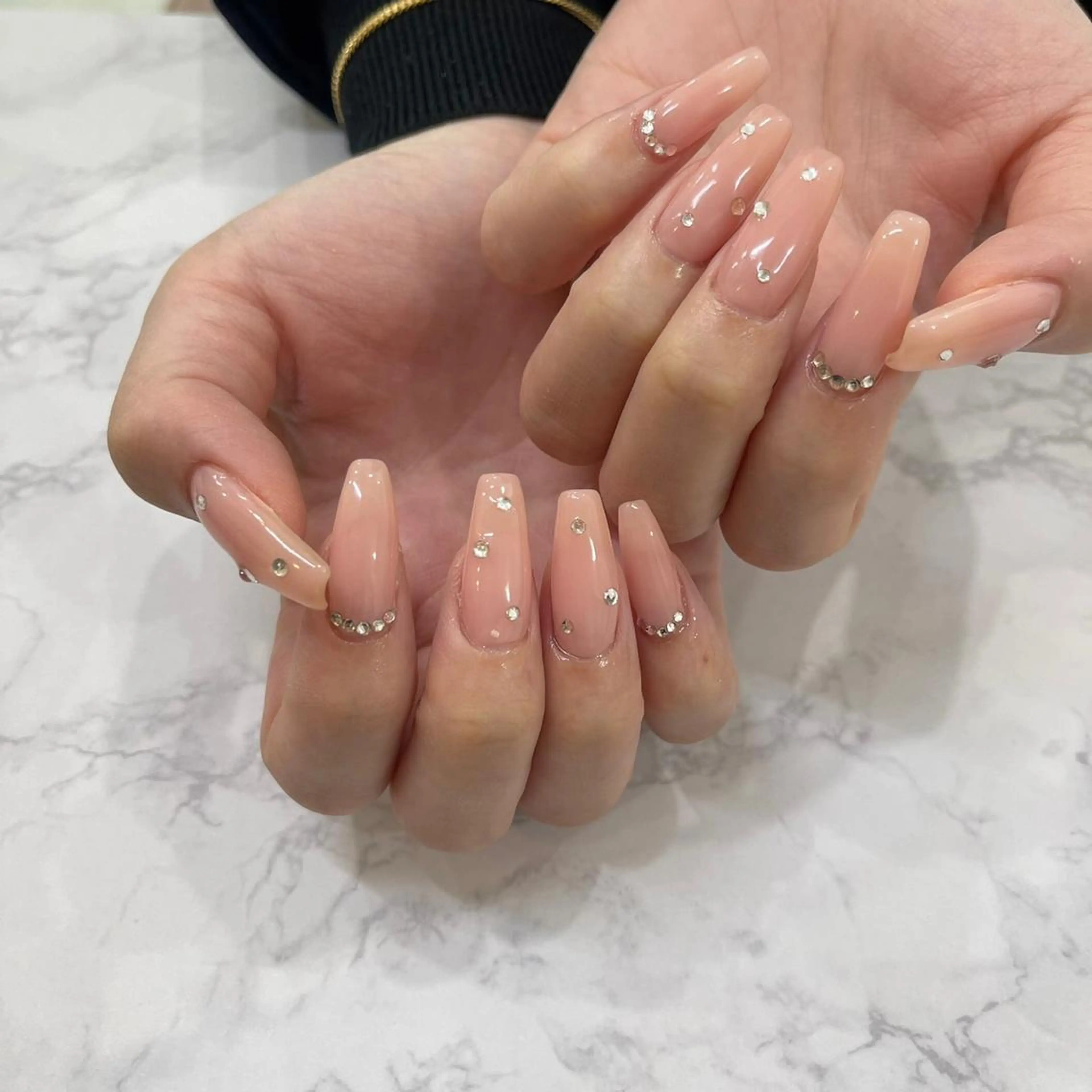 ネイル PEEKABOO京橋 EYE&NAILのネイルデザイン