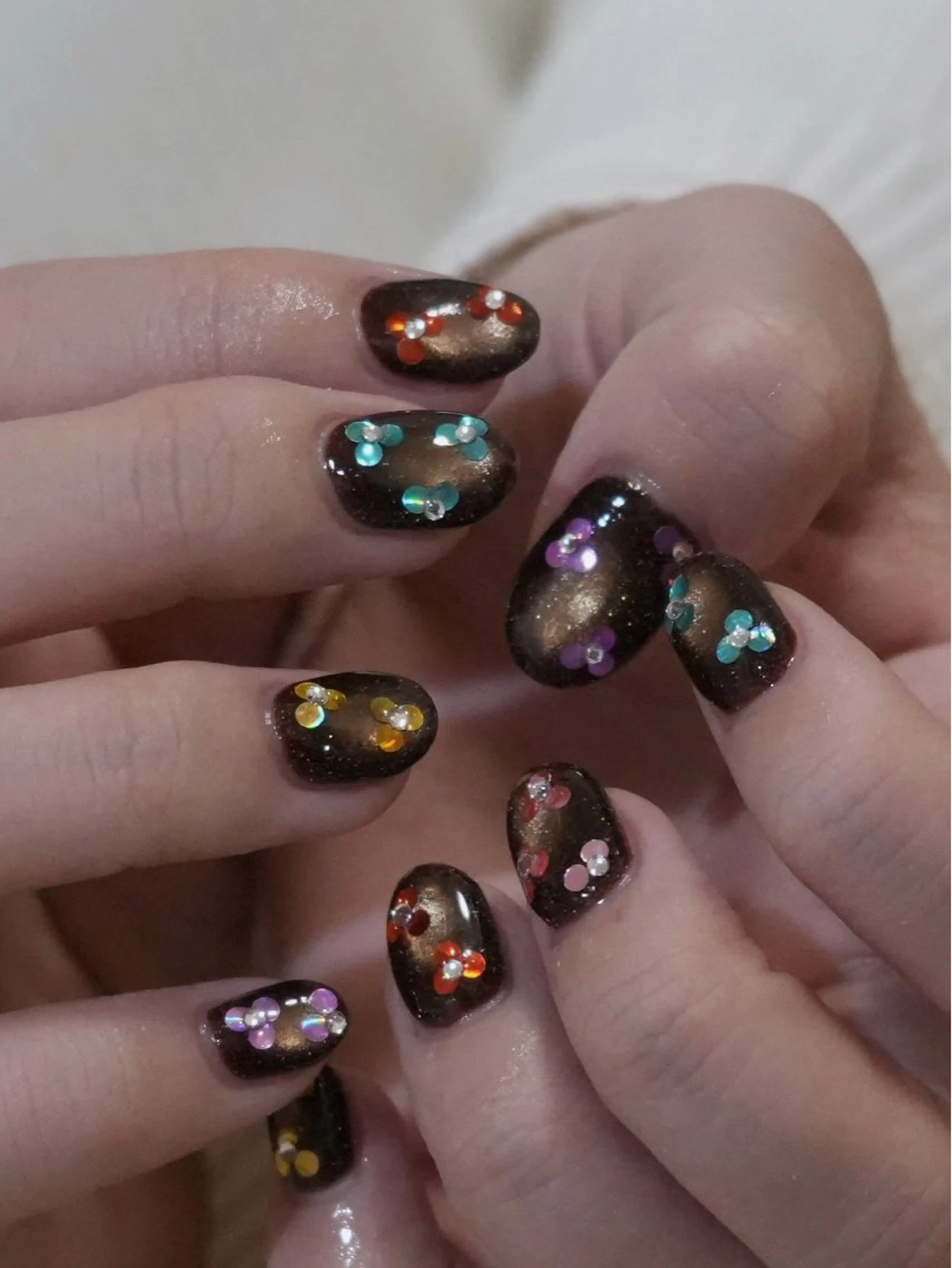 ネイル アートネイル 韓国ネイル ニュアンスネイル ぷっくりネイル ハンドネイル ハンドケア talo .のネイルデザイン