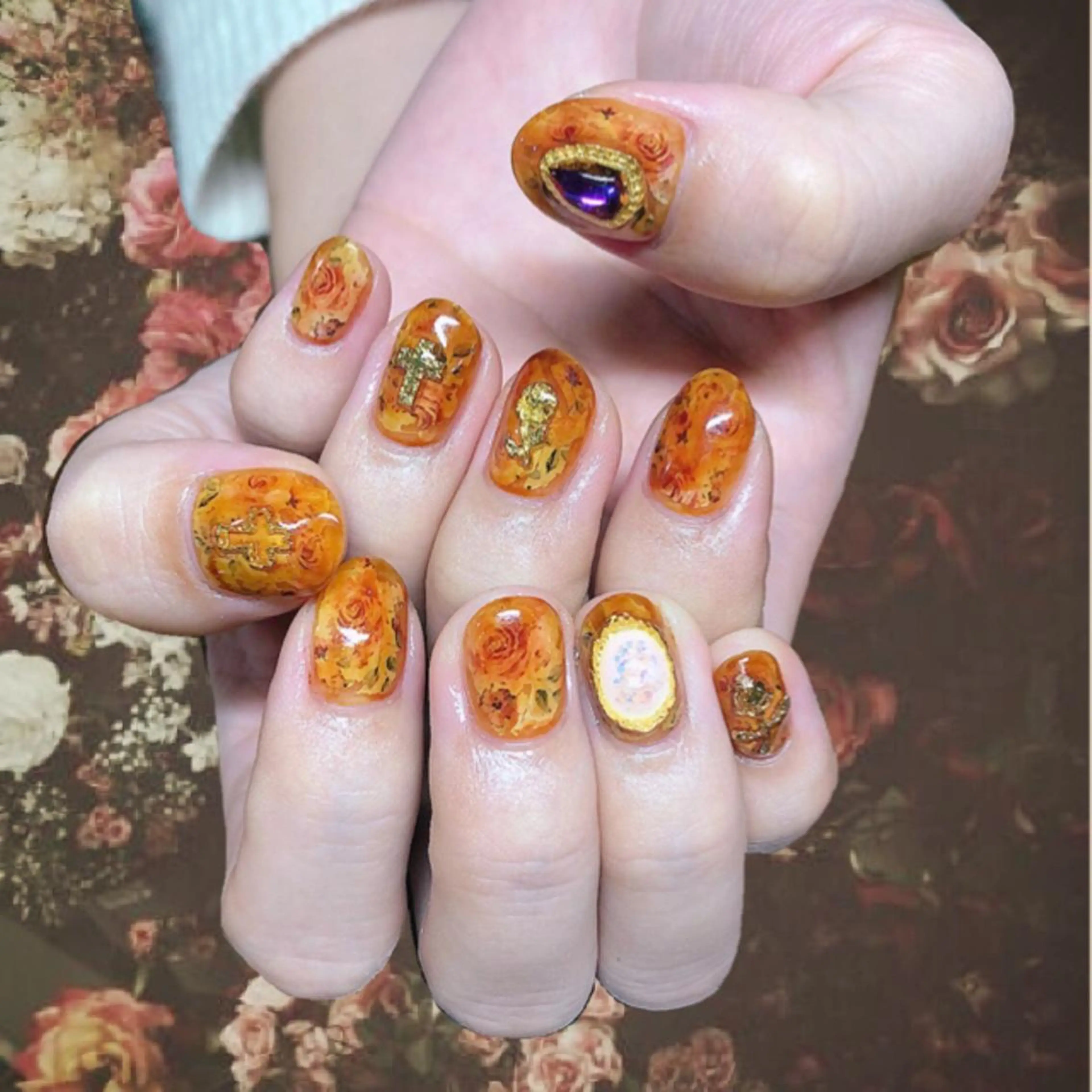 ネイル ハンドネイル フットネイル mi chiのネイルデザイン