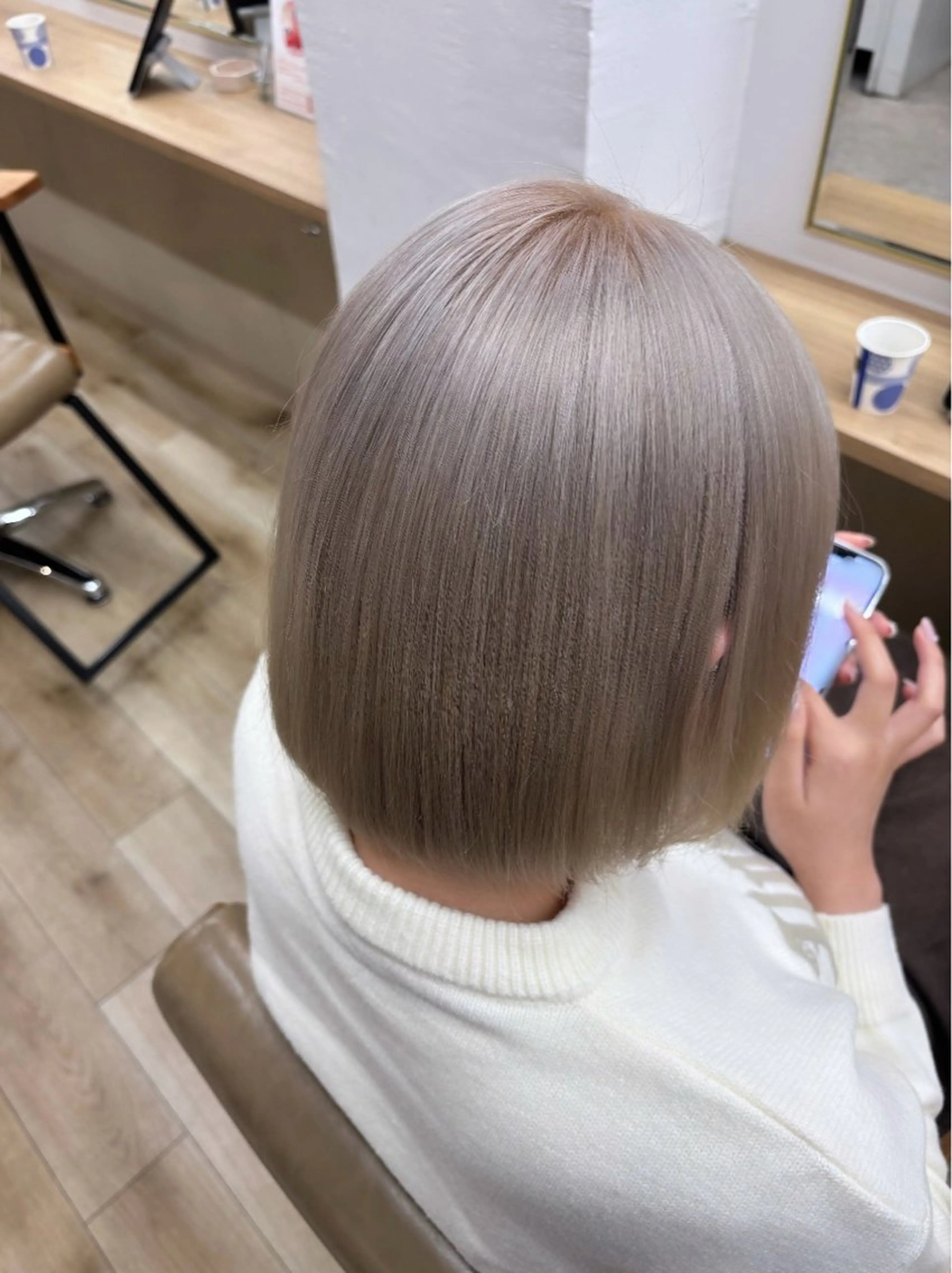 ショート カラー ブリーチ ケアブリーチ トリートメント universe Mizuki🎀のヘアスタイル