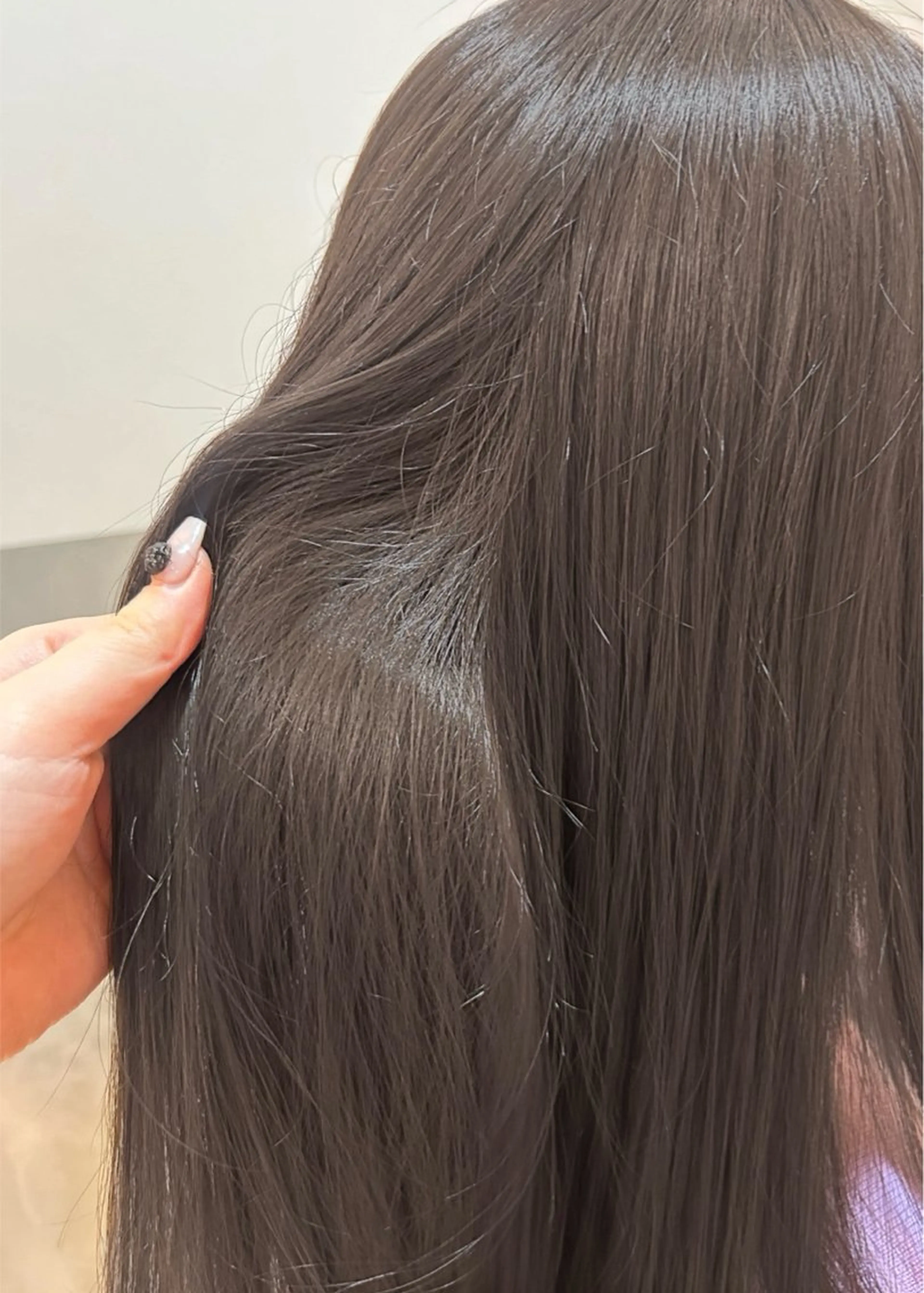 ロング カラー 透明感カラー グレージュ オリーブグレージュ オリーブグレー ヘアカラー オリーブ/ 透明感カラー/れいあのヘアスタイル