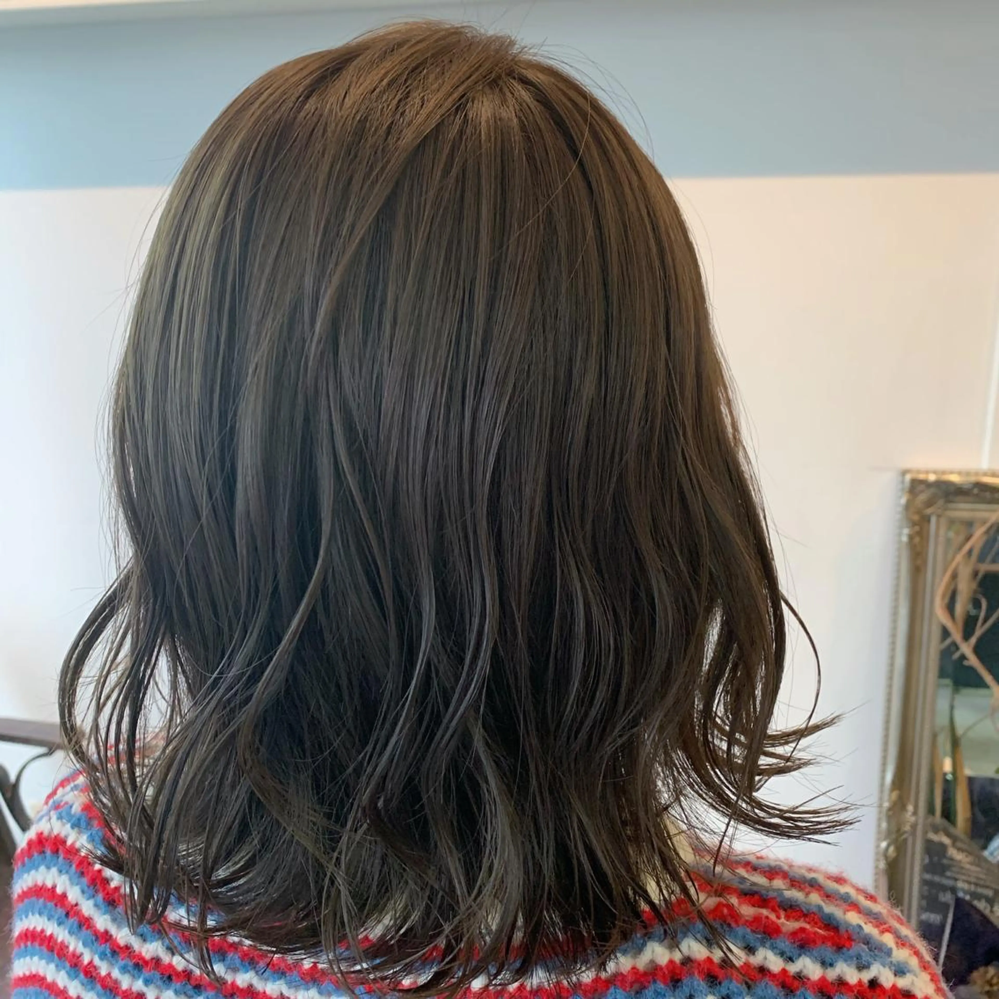 ミディアム カラー ヘアアレンジ グレージュ カット ヘアカラー トリートメント 山崎 澪のヘアスタイル