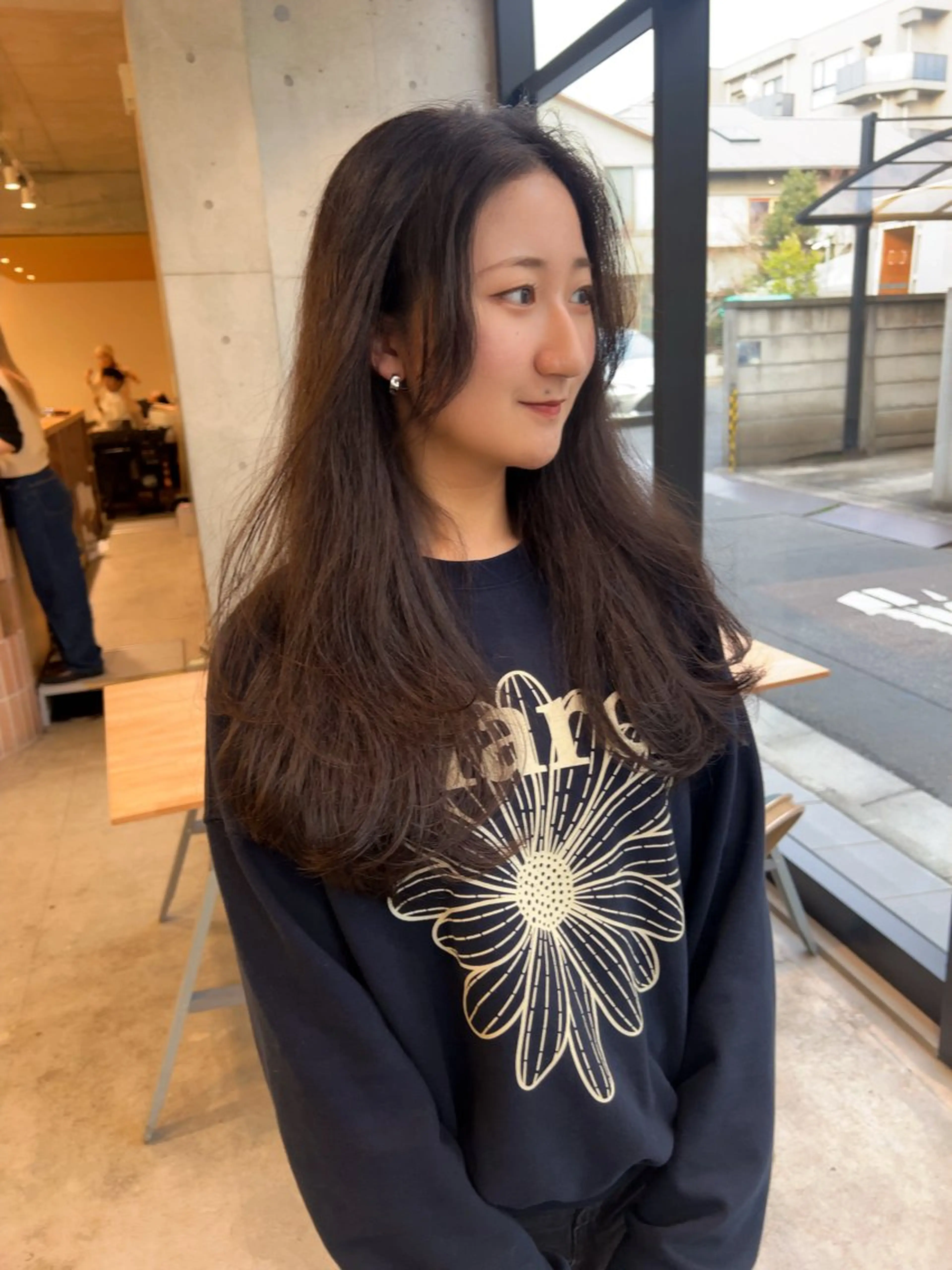 ロング カラー ロングレイヤー アッシュ ベージュカラー ブリーチ 透明感カラー カット ヘアカラー トリートメント 日本一丁寧なカット/ 小林輝🍀︎のヘアスタイル