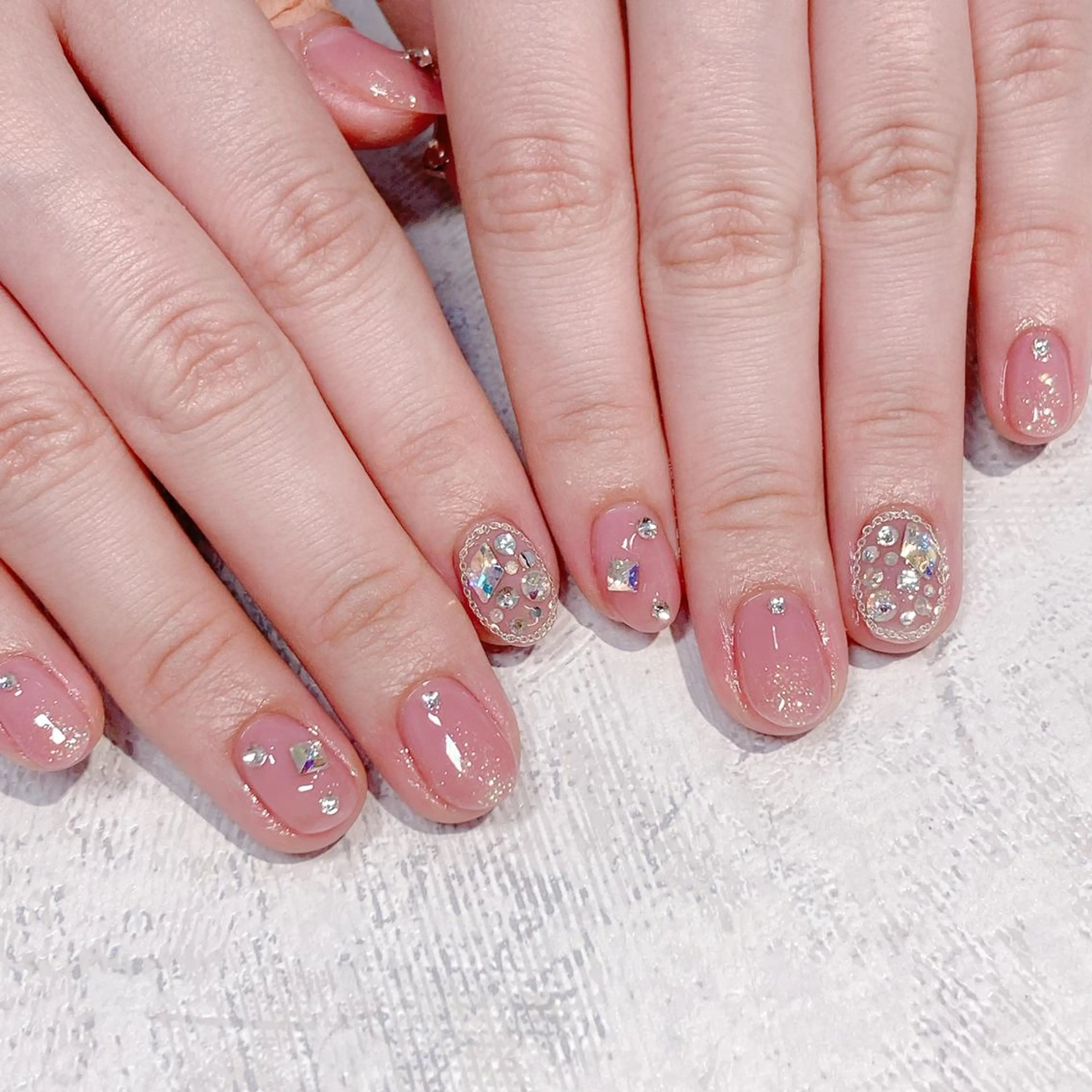 ネイル バニーアイズ ネイル ニューオータニ博多店のネイルデザイン